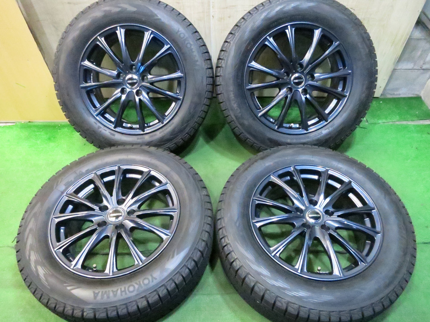 [送料無料]超バリ溝！20年！綺麗！ほぼ10分★スタッドレス 225/65R17 ヨコハマ アイスガード G075 WAREN HOTSTUFF ヴァーレン 17インチ PCD114.3/5H★3030105Hス