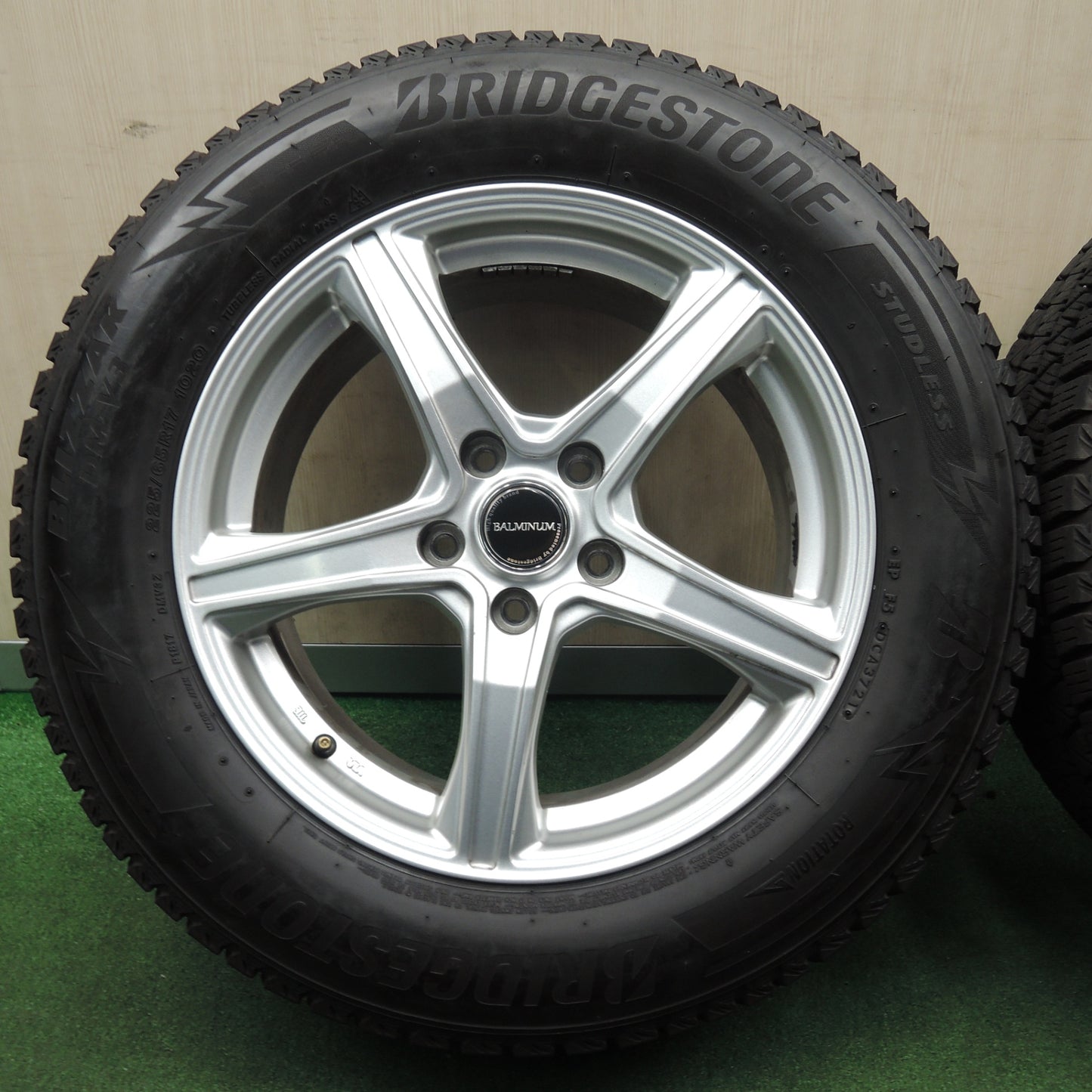 *送料無料* キレイ！21年★スタッドレス 225/65R17 ブリヂストン ブリザック DM-V3 BALMINUM バルミナ 17インチ PCD114.3/5H★4013001NJス