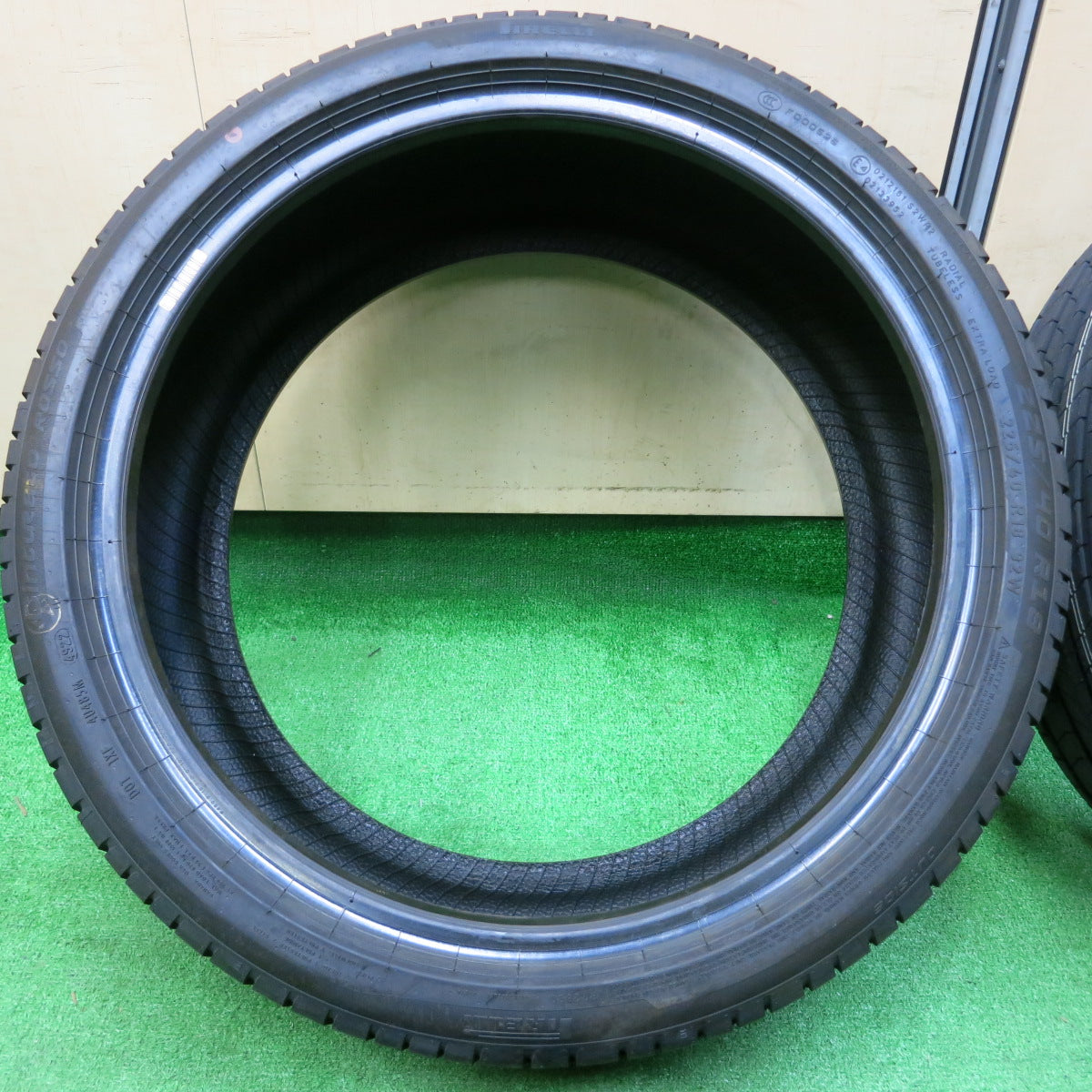 *送料無料*未使用！23年★225/40R18 ピレリ Cinturato ROSSO チントゥラート ロッソ タイヤ 18インチ ポルシェ 等★3120208イノタ