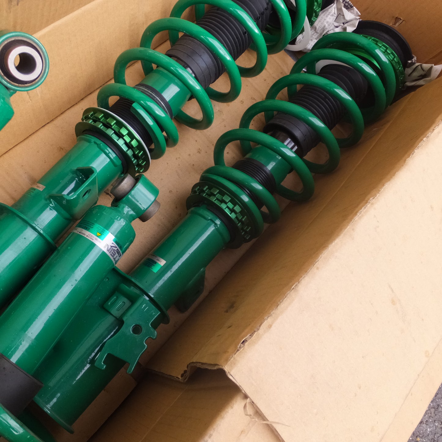 *送料無料*岐阜発★テイン TEIN 車高調 ストリートベイシスZ STREET BASIS Z GSTB4-81AS2　アルファード ヴェルファイア AGH30W GGH30W★