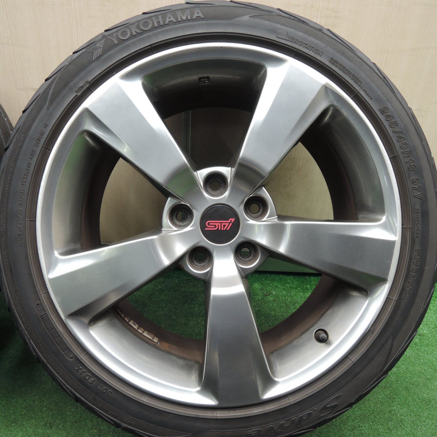 *送料無料*4本価格★スバル インプレッサ WRX STI 純正 245/40R18 ヨコハマ S.drive 18インチ PCD114.3/5H★3121602HAノ