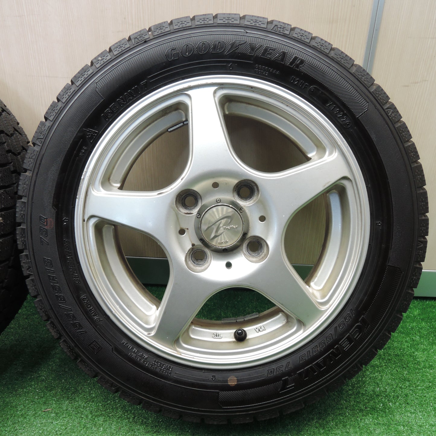 *送料無料*バリ溝！22年！ほぼ10分★スタッドレス 155/65R13 グッドイヤー アイスナビ7 Treffer トレファー 13インチ PCD100/4H★4011506NJス
