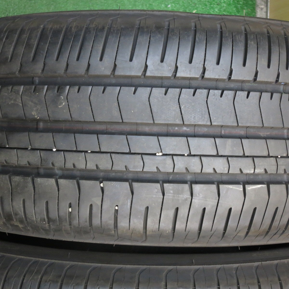 *送料無料* 新車外し！22年★215/55R17 ブリヂストン エコピア NH200 タイヤ 17インチ カムリ ヤリスクロス CX-3 エスクード オデッセイ等★4022207KKノタ