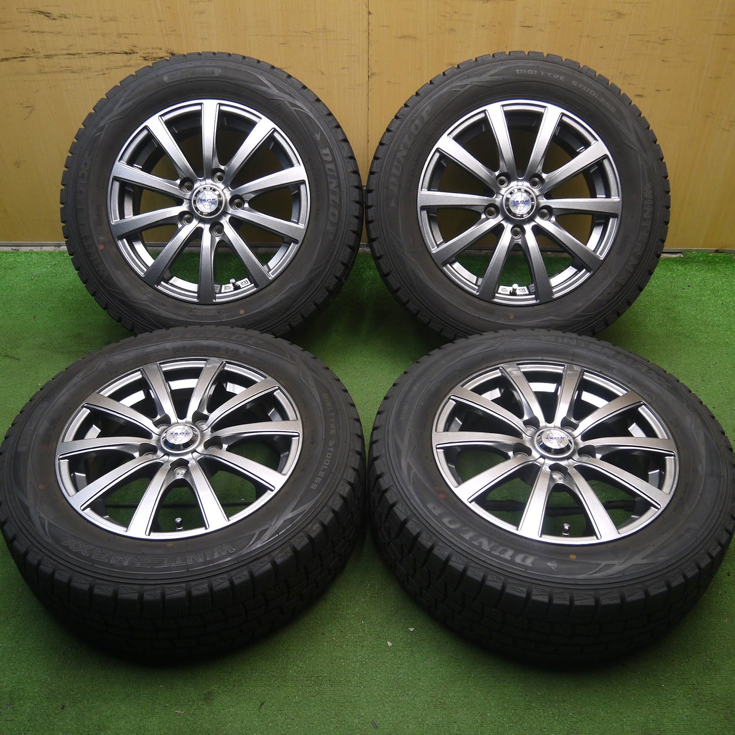 [送料無料]バリ溝！キレイ！9.5分以上★スタッドレス 195/65R15 ダンロップ ウインターマックス WM01 ZACK JP-110 MONZA 15インチ PCD114.3/5H★3071401Hス