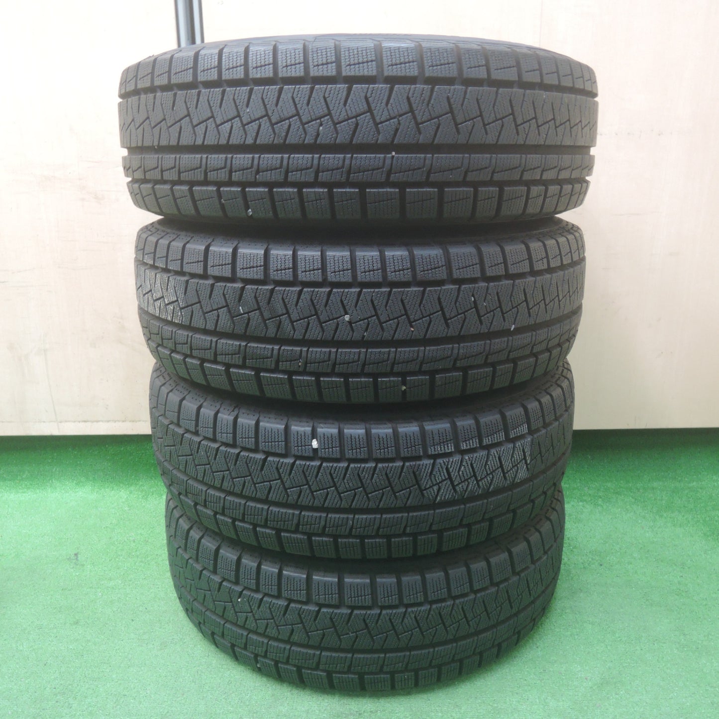 [送料無料] バリ溝！21年！9.5分以上★スタッドレス 185/65R15 ピレリ アシンメトリコ プラス TEAD weds PCD100/4H★4010908SYス