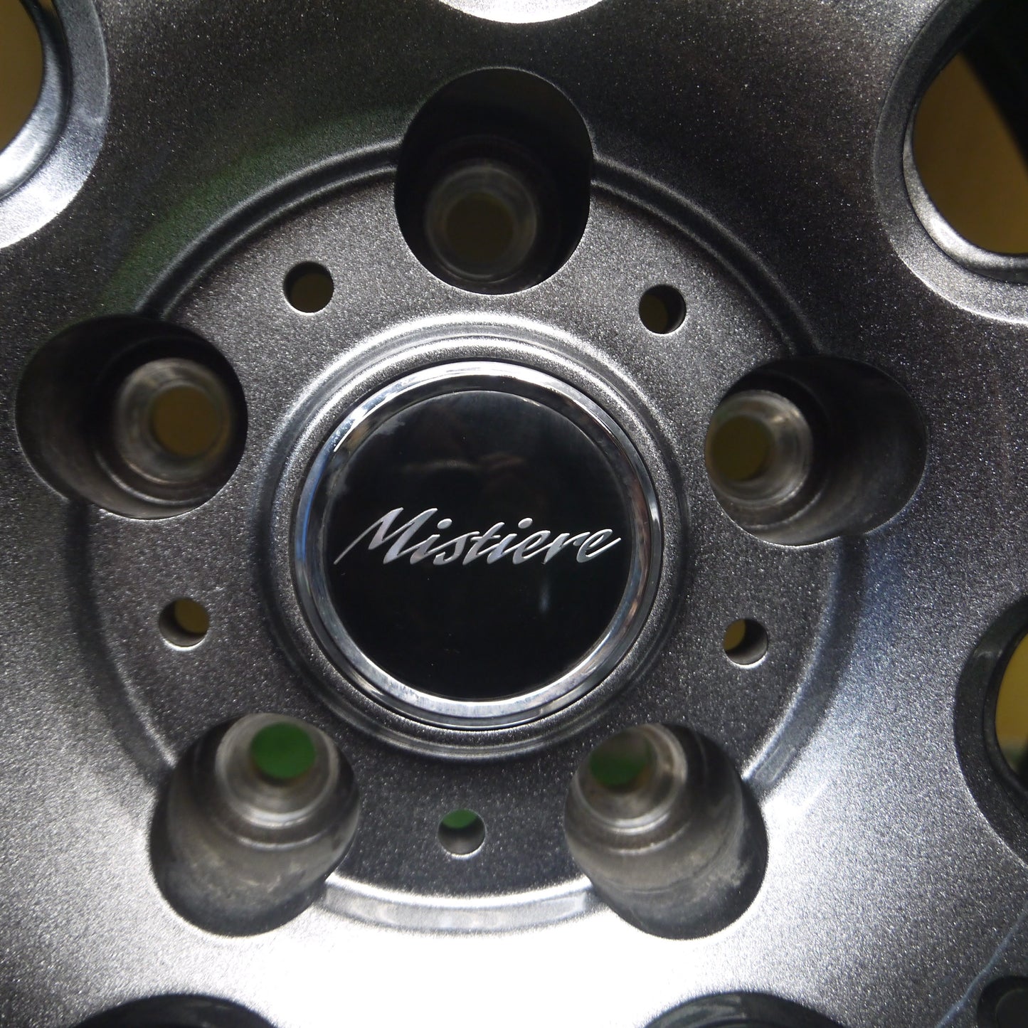 *送料無料*バリ溝！22年！キレイ！9.5分★スタッドレス 235/60R18 ダンロップ ウインターマックス03 Mistiere ミスティーレ 18インチ PCD114.3/5H★3120107Hス