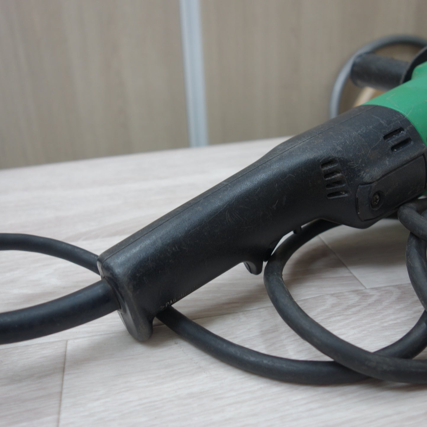 [送料無料] ☆日立工機 ディスクグラインダ G15YE2 HITACHI 150mm 100V 電動 工具 DIY 大工 道具 ハイコーキ☆