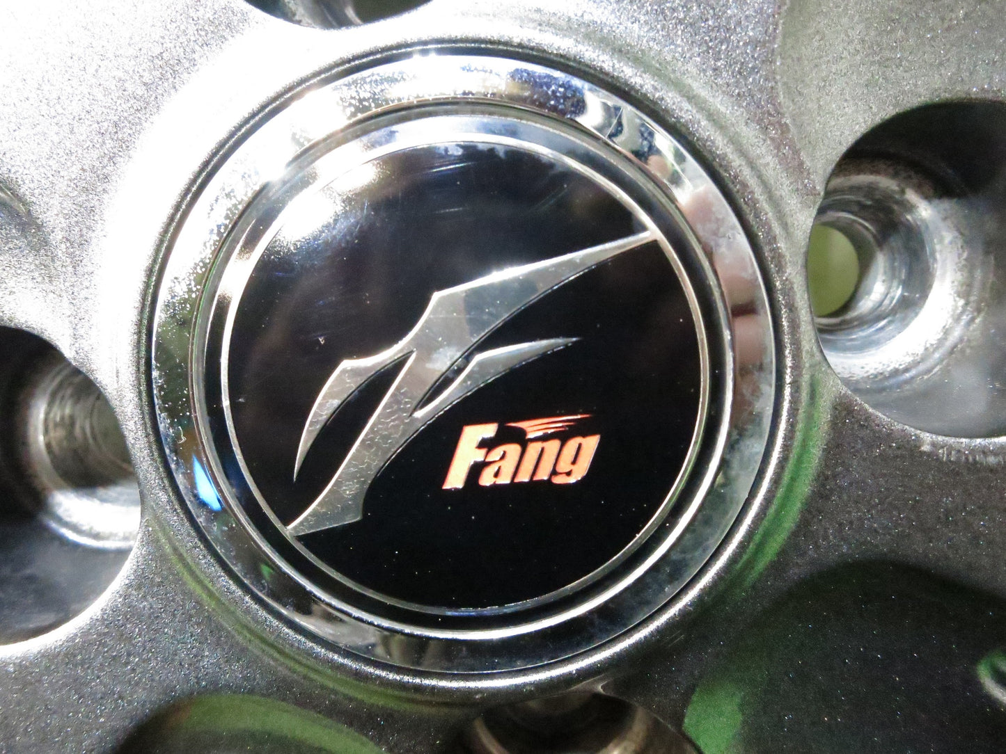 [送料無料]バリ溝！19年！キレイ！ほぼ10分★スタッドレス 185/70R14 ダンロップ ウインターマックス WM01 Fang ファング 14インチ PCD100/4H★3012014Hス
