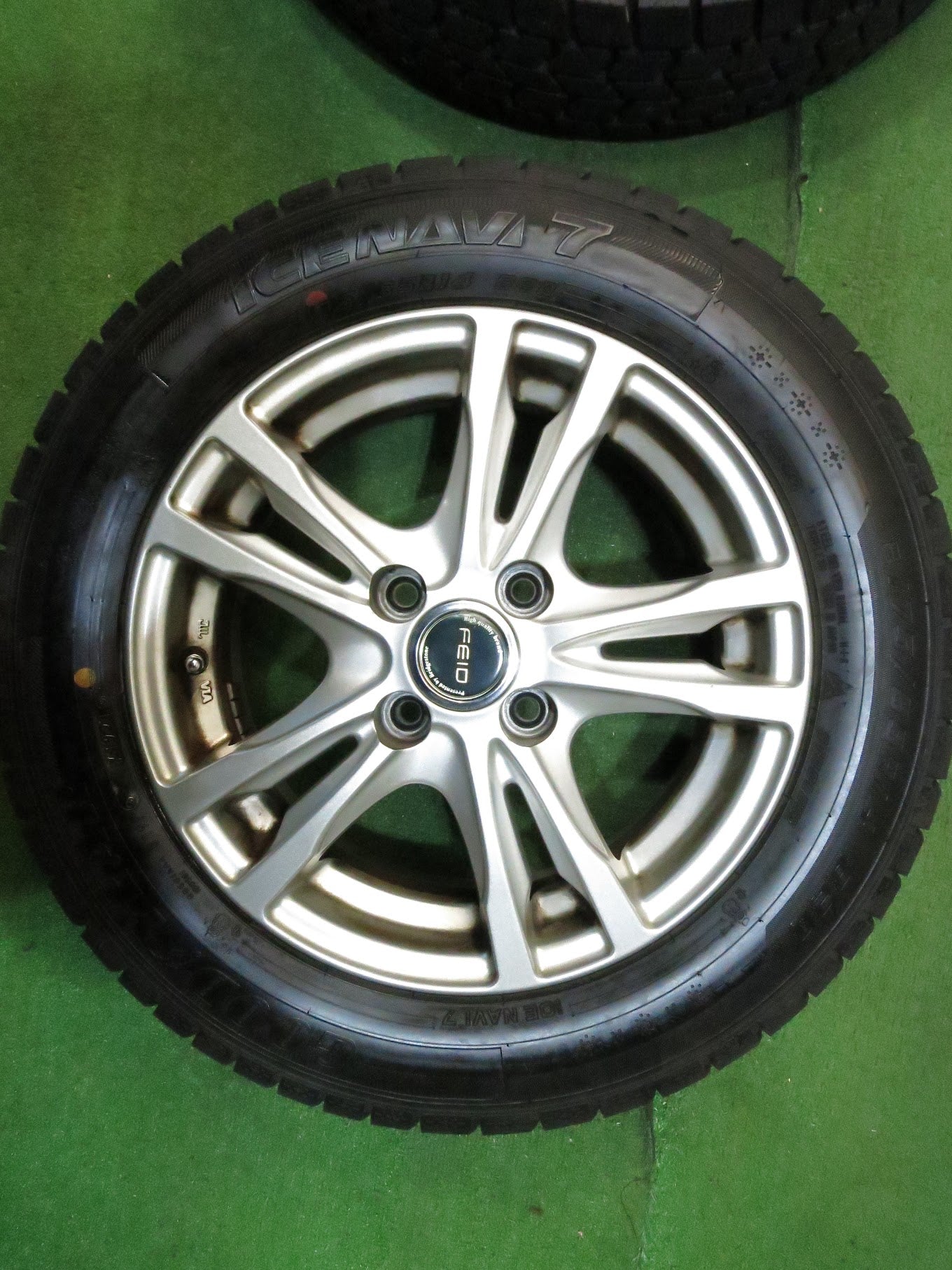 [送料無料]バリ溝！21年！ほぼ10分★スタッドレス 175/65R14 グッドイヤー アイスナビ7 FEID 社外 アルミ 14インチ PCD100/4H★2122704Ｈス
