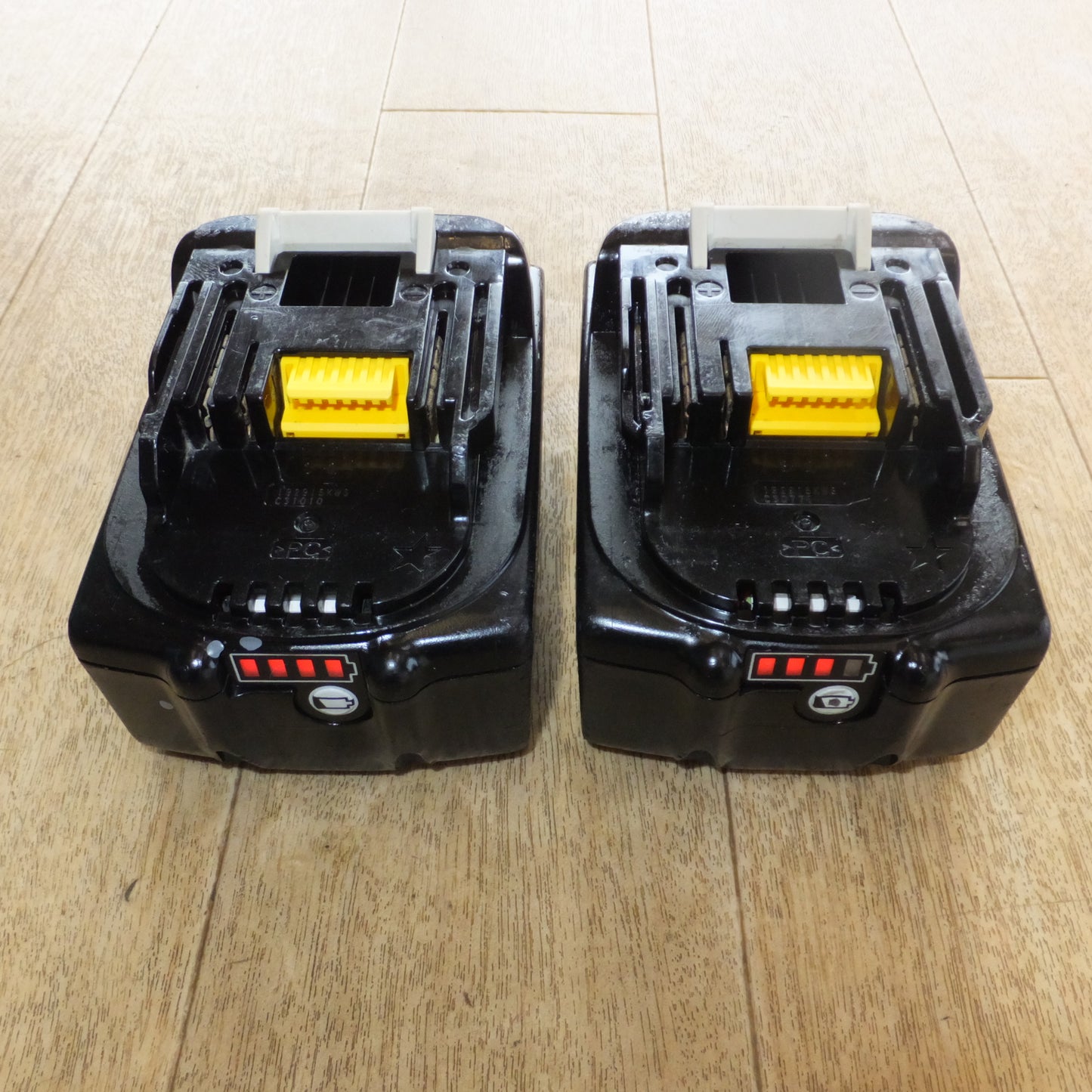 [送料無料]★マキタ makita 18mm 充電式ハンマドリル HR182DRGXB 18V★