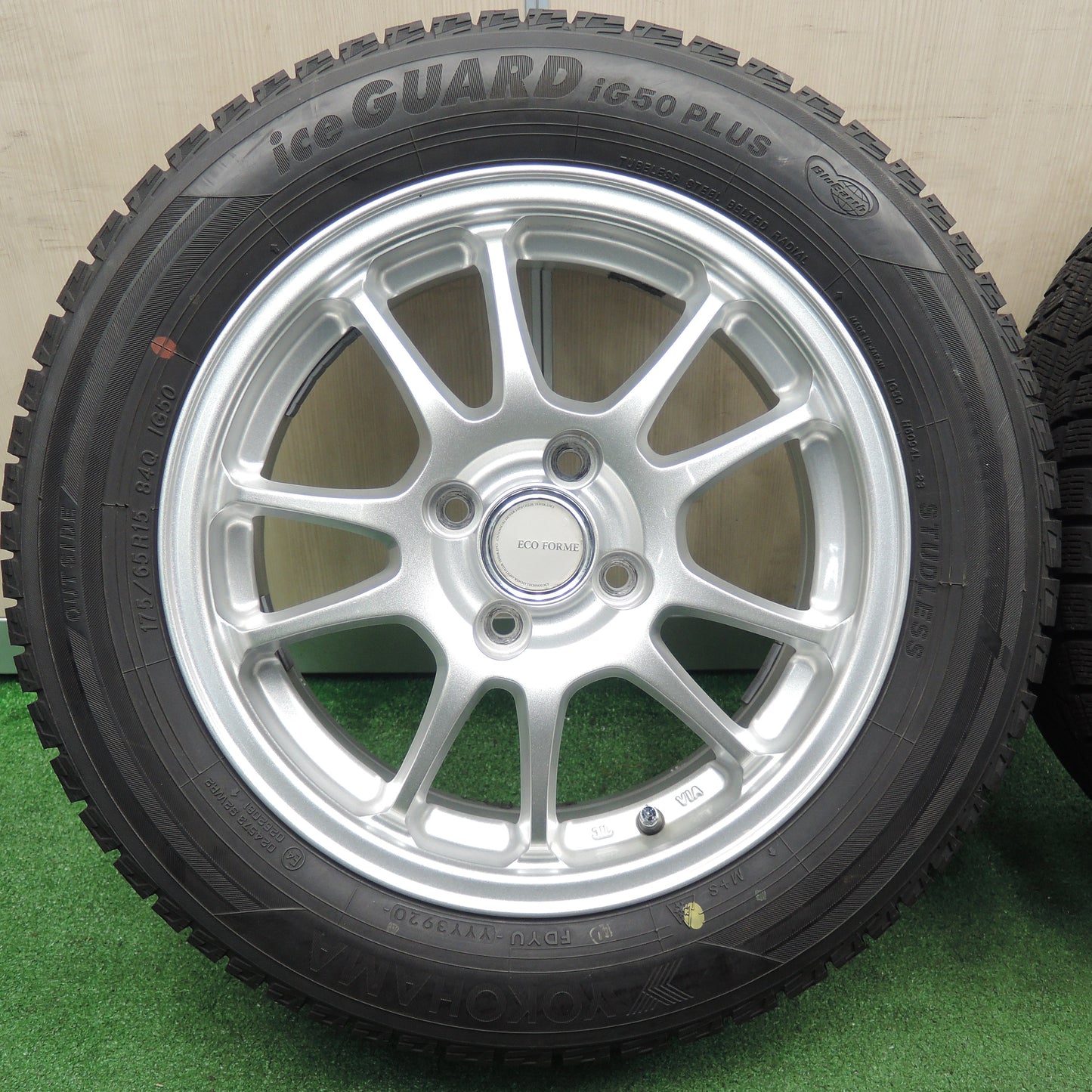 *送料無料*超バリ溝！20年！キレイ！9.5分以上★スタッドレス 175/65R15 ヨコハマ アイスガード iG50 プラス ECO FORME エコフォルム 15インチ PCD100/4H★3112902NJス