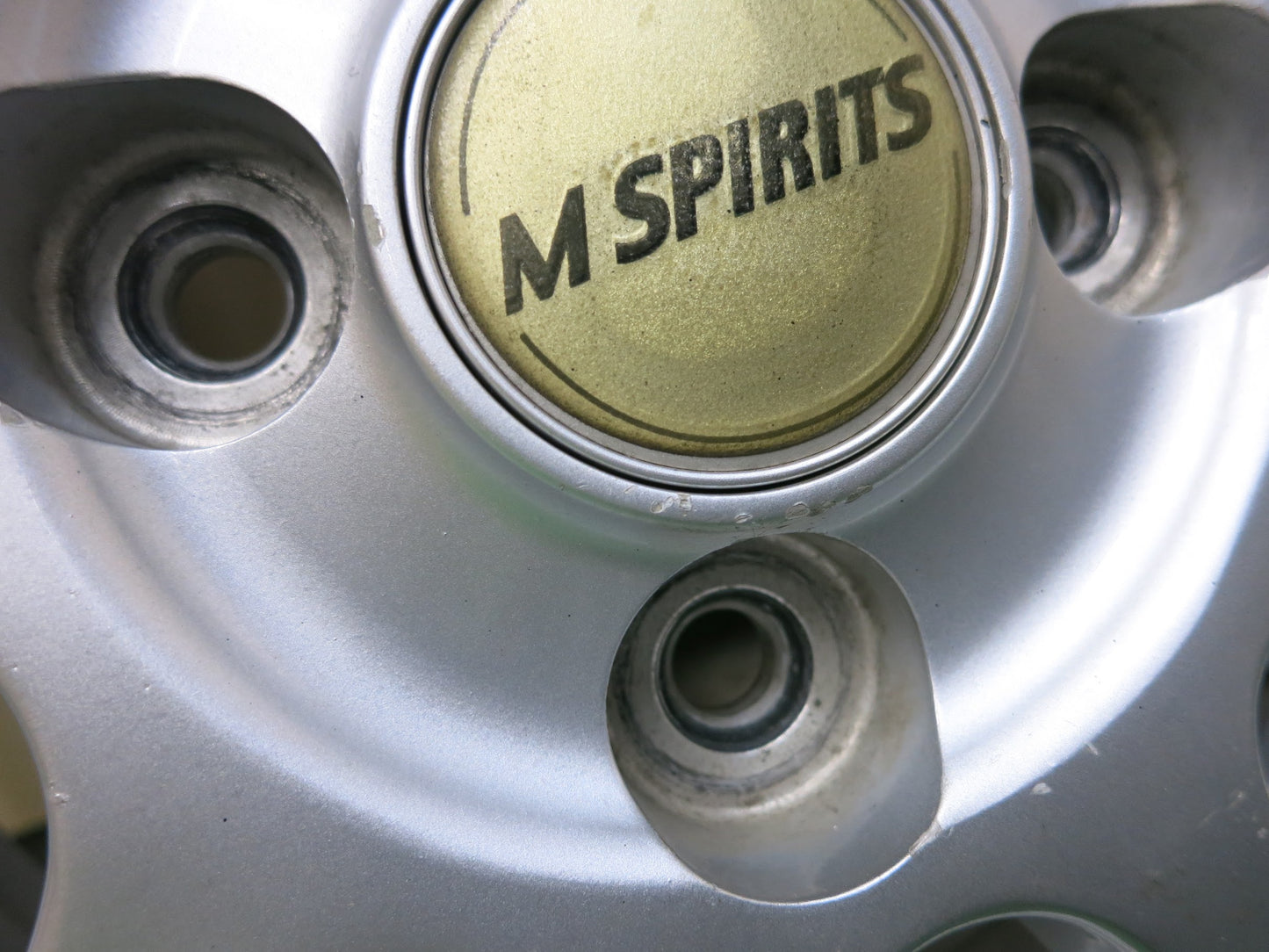 [送料無料]バリ溝！19年！8.5分★スタッドレス 155/65R13 ブリヂストン ブリザック VRX2 M SPIRITS 13インチ PCD100/4H★2120607ヒス