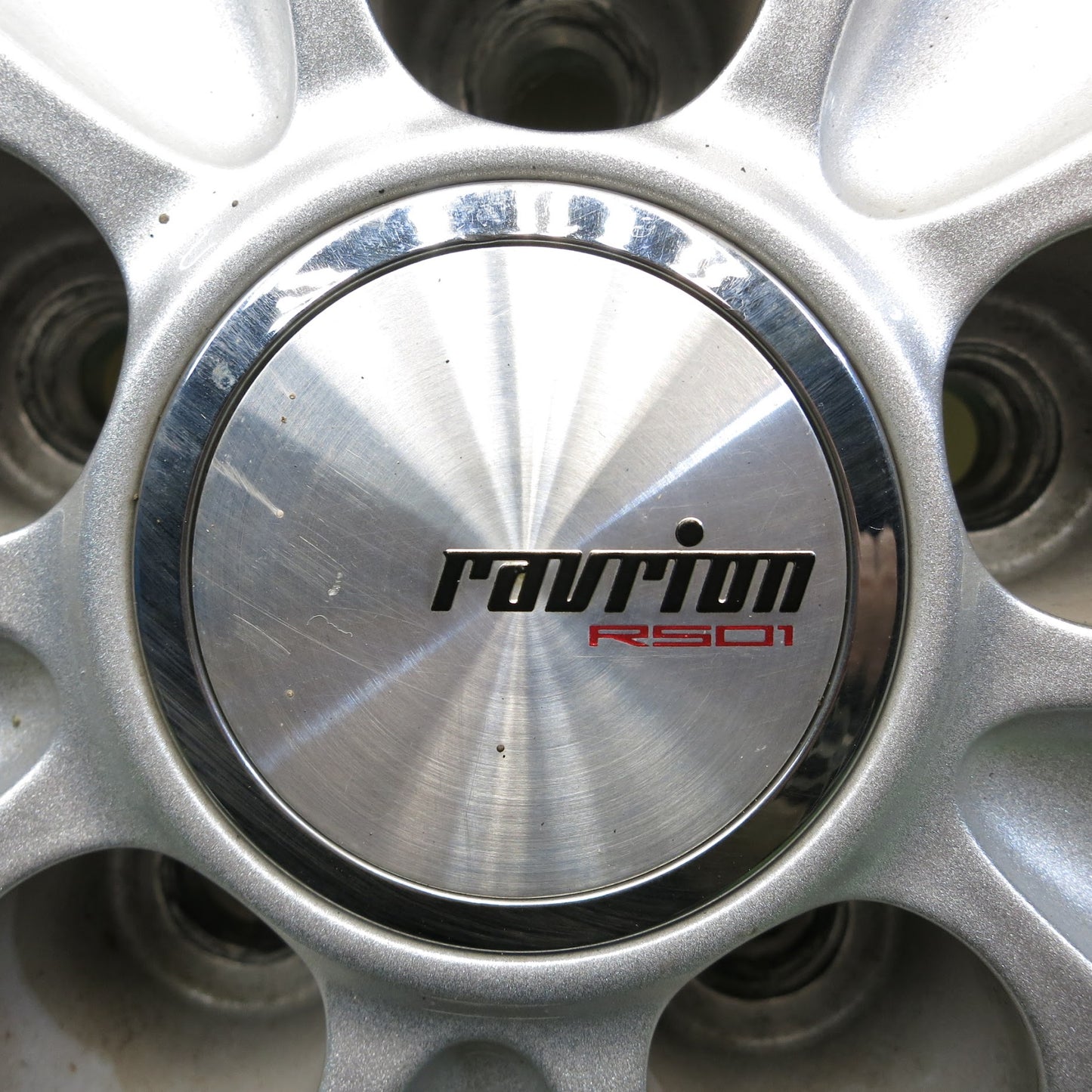 [送料無料]バリ溝！19年！キレイ！9.5分★プリウス 等 195/65R15 スタッドレス グッドイヤー アイスナビ6 ravrion RS01 ラブリオン PCD100/5H★3061912Hス