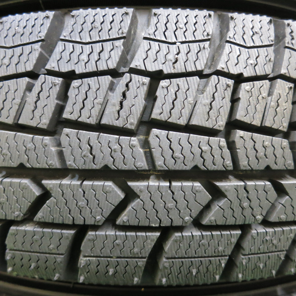 *送料無料*バリ溝！22年！キレイ！ほぼ10分★スタッドレス 155/65R13 ダンロップ ウインターマックス WM02 STYTZ 13インチ PCD100/4H★3123006イス