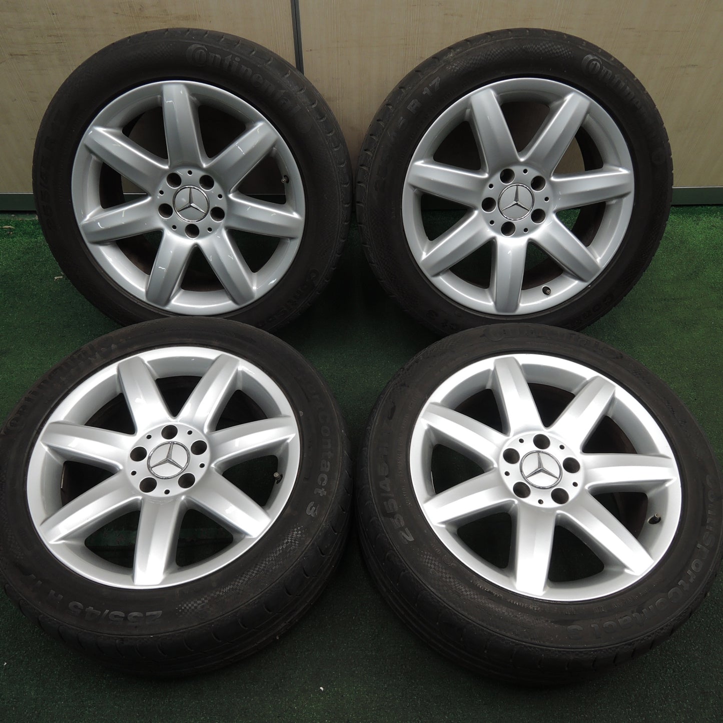 *送料無料* キレイ★ベンツ SLクラス R230 純正 255/45R17 コンチネンタル コンチスポーツ コンタクト3 17インチ PCD112/5H★4021704HAノ