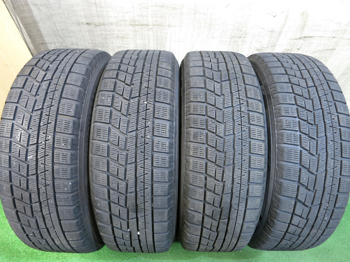 [送料無料]バリ溝！9.5分★スタッドレス 205/60R16 ヨコハマ アイスガード iG60 VELVA weds ヴェルヴァ 16インチ PCD100/5H★2102107Hス