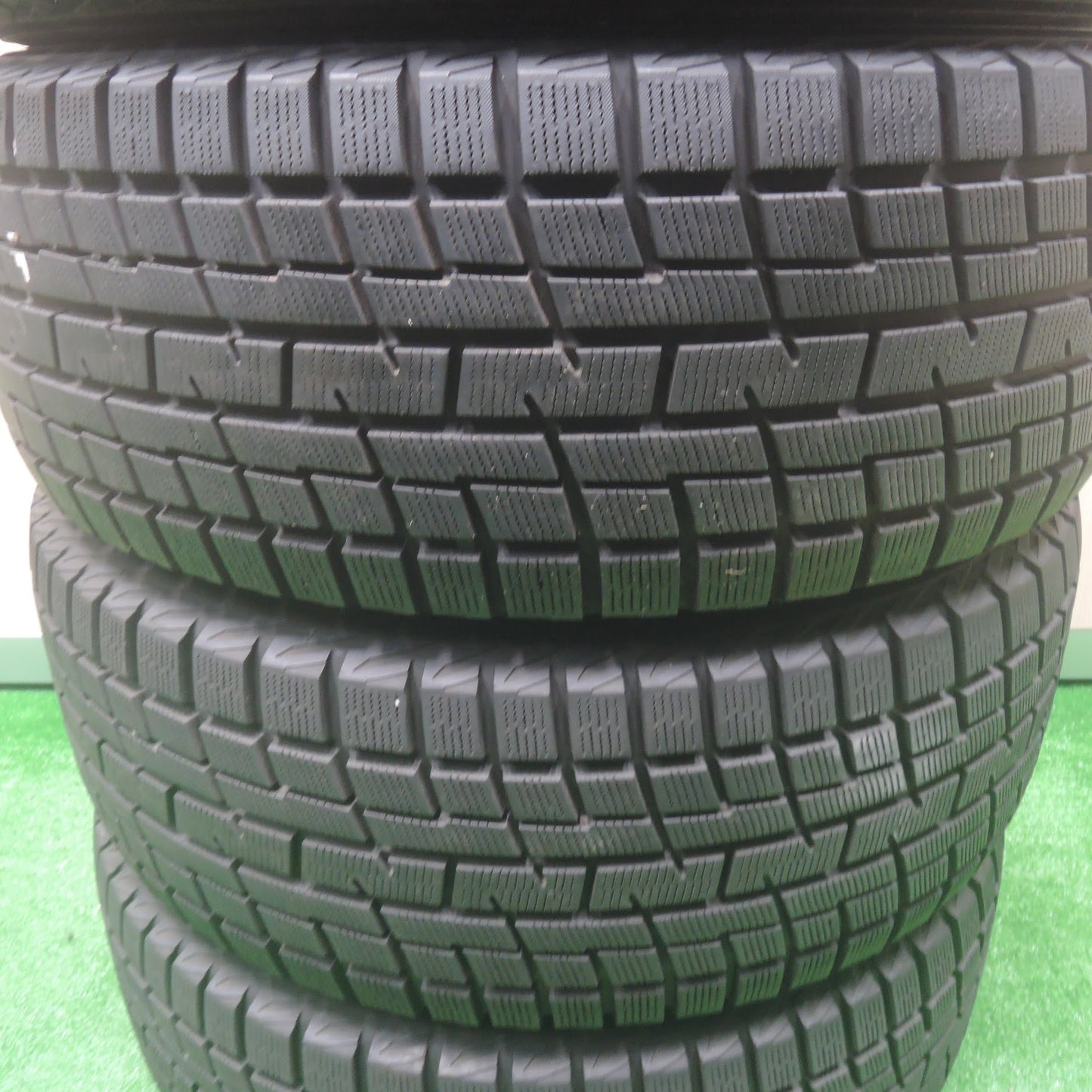 [送料無料]バリ溝！キレイ！9.5分★スタッドレス 215/55R17 ヨコハマ アイスガード iG30 ZACK JP-812 MONZA ザック モンツァ 17インチ PCD114.3/5H★3080909SYス