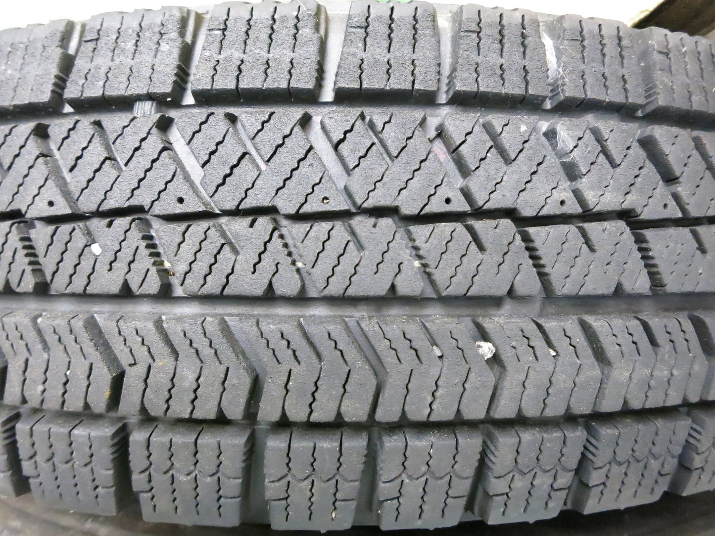 [送料無料]キレイ！18年★スタッドレス 145/80R13 ブリヂストン ブリザック VRX2 PREO 社外 アルミ 13インチ PCD100/4H★2121403Hス