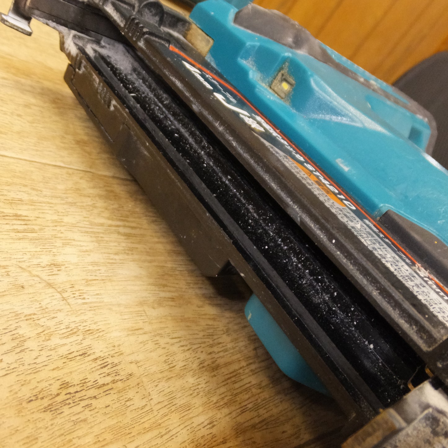 [送料無料]ジャンク★マキタ makita 充電式タッカ ST421DZK 18V★
