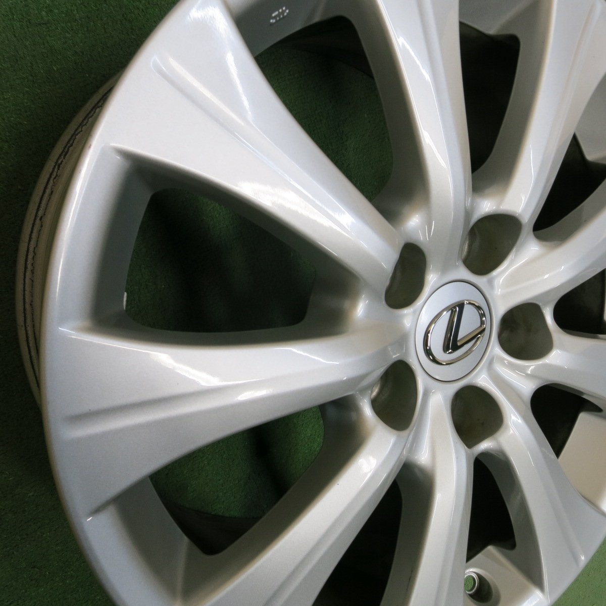 [送料無料]キレイ★レクサス 10系 GS300h 純正 ホイール 17インチ 17×7.5J PCD114.3/5H★3101403イホ