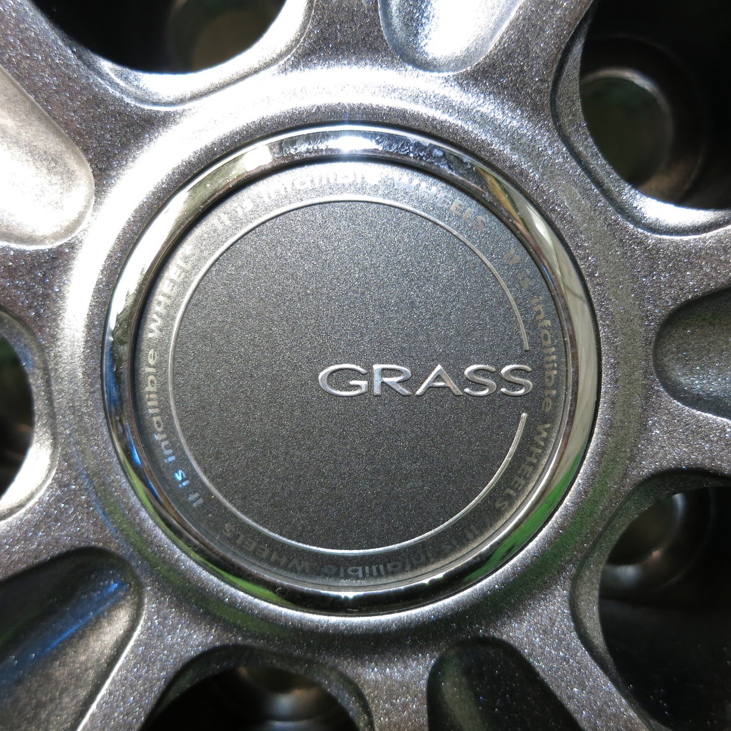 [送料無料]バリ溝！19年！キレイ！8.5分★スタッドレス 225/65R17 ヨコハマ アイスガード G075 GRASS グラス 17インチ PCD114.3/5H★3061310Hス