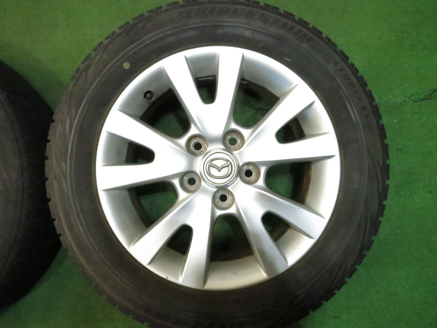 [送料無料]キレイ★マツダ アテンザ 純正 205/60R16 スタッドレス ブリヂストン ブリザック REVO GZ 16インチ PCD114.3/5H★2122803Hス