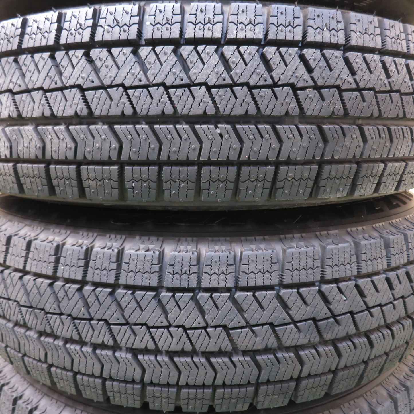 [送料無料]バリ溝！20年！キレイ！ほぼ10分★スタッドレス 155/80R13 ブリヂストン ブリザック VRX2 ECO FORME エコフォルム 13インチ PCD100/4H★3041801ヒス
