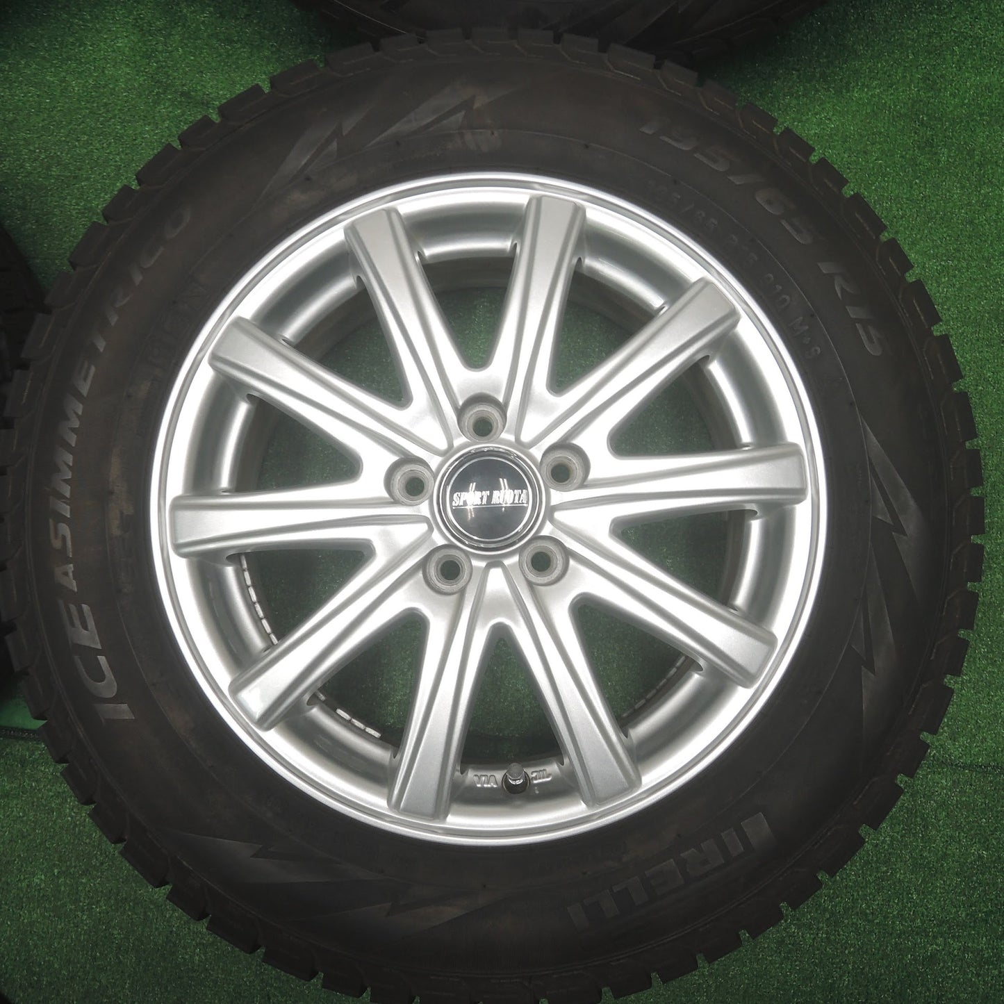 [送料無料]バリ溝！キレイ！9.5分★プリウス 等 195/65R15 スタッドレス ピレリ アイスアシンメトリコ SPORT RUOTA 15インチ PCD100/5H★3092206SYス