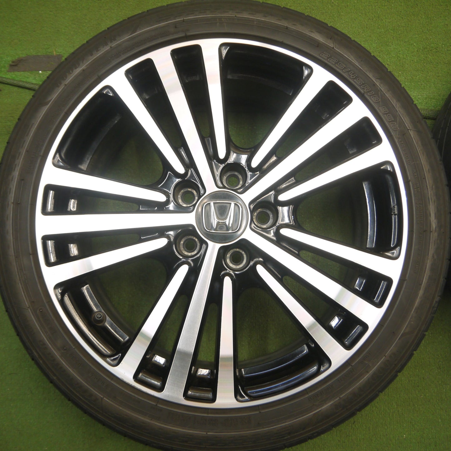 *送料無料* バリ溝！20年！8.5分★ホンダ RC オデッセイ アブソルート 純正 225/45R18 グッドイヤー EfficientGrip ECO EG02 PCD114.3/5H★4030409Hノ