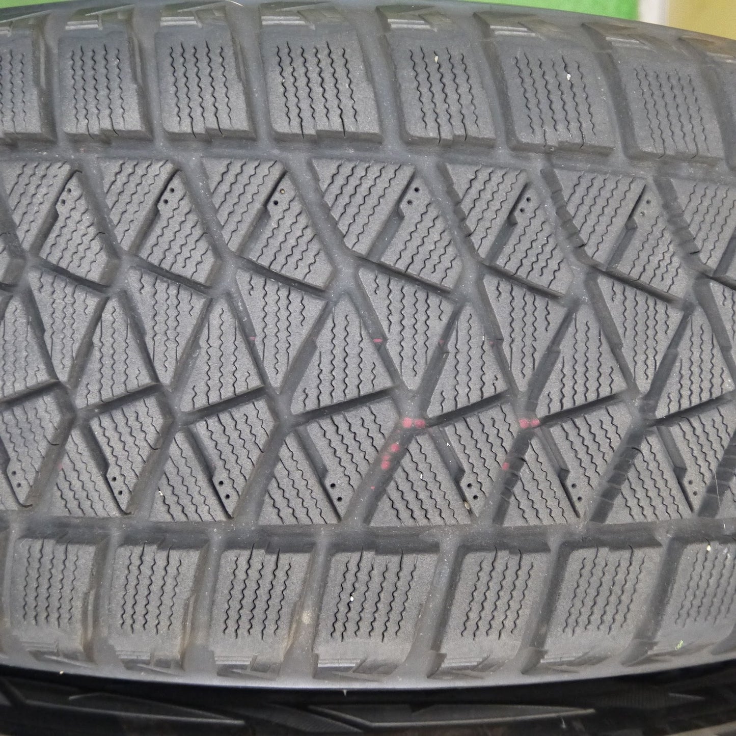 [送料無料]バリ溝！キレイ！8.5分★レクサス 10系 RX Fスポーツ 純正 235/55R19 スタッドレス ブリヂストン ブリザック DM-V2 19インチ PCD114.3/5H★3070704クス