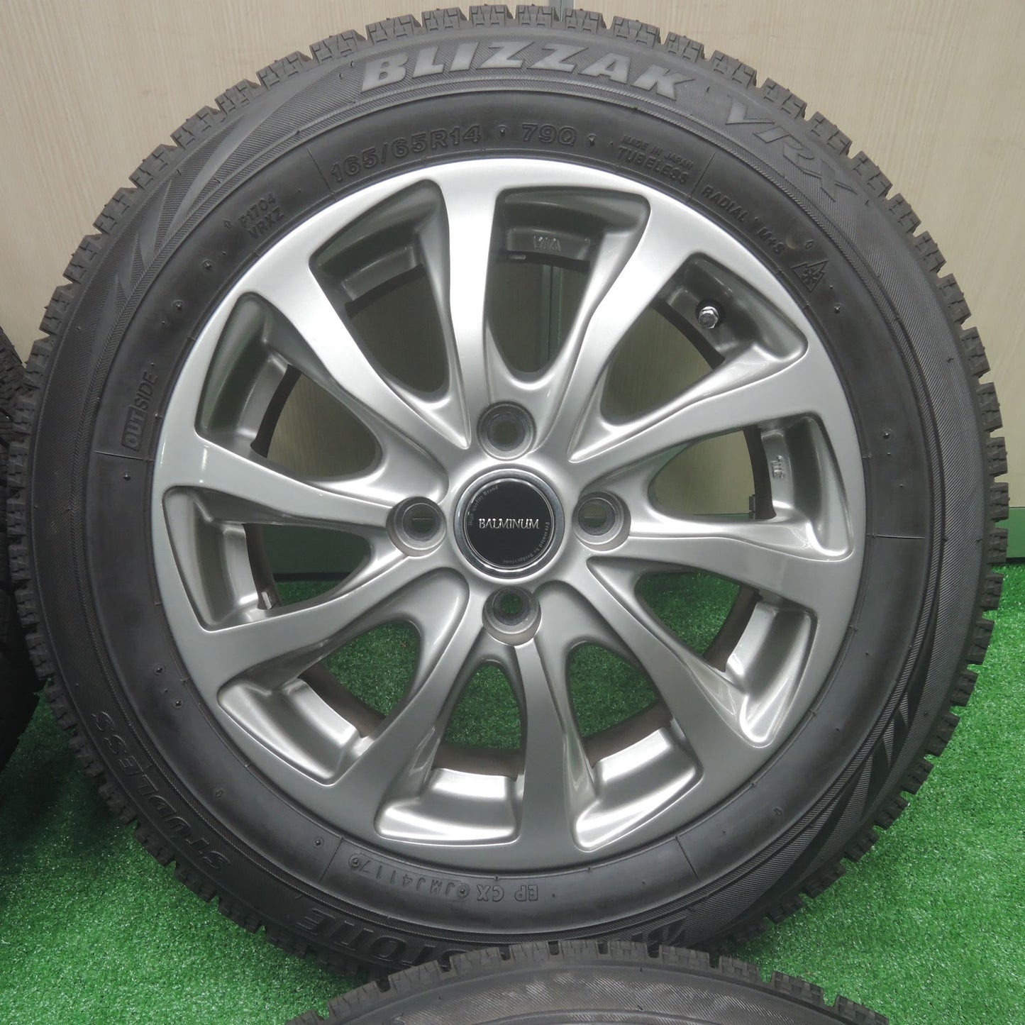 [送料無料]超バリ溝！キレイ！ほぼ10分★スタッドレス 165/65R14 ブリヂストン ブリザック VRX BALMINUM バルミナ 14インチ PCD100/4H★3081506SYス