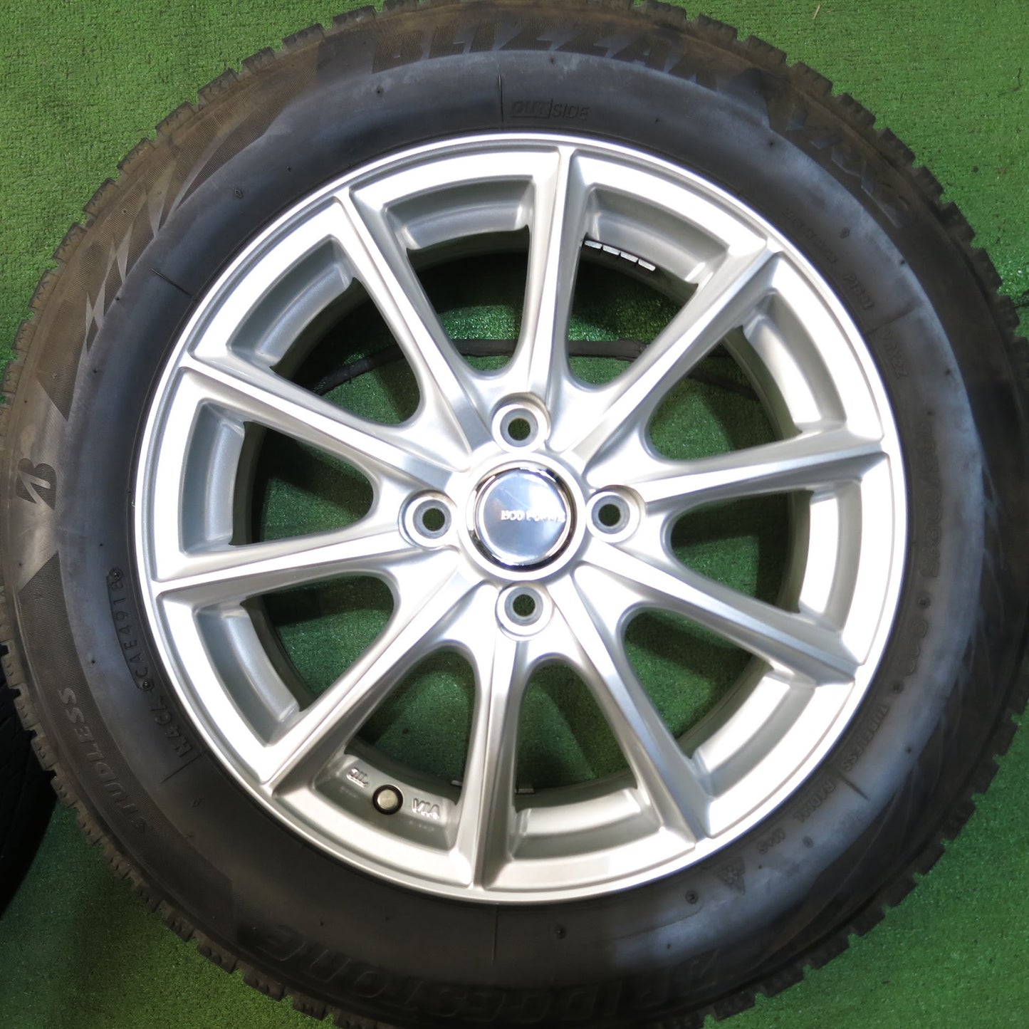 [送料無料]キレイ★スタッドレス 185/60R15 ブリヂストン ブリザック VRX2 ECO FORME エコフォルム 15インチ PCD100/4H★3042808Hス
