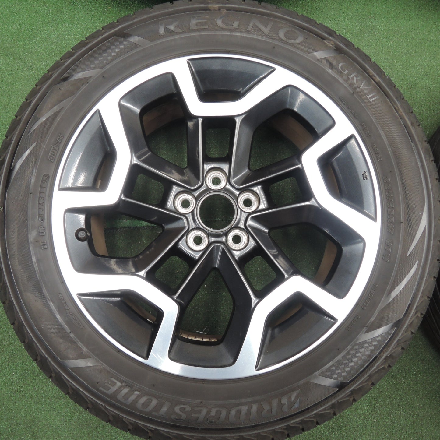 *送料無料* バリ溝！8.5分★スバル GP7 XV 純正 225/55R17 ブリヂストン レグノ GRV2 17インチ PCD100/5H★4022502HAノ