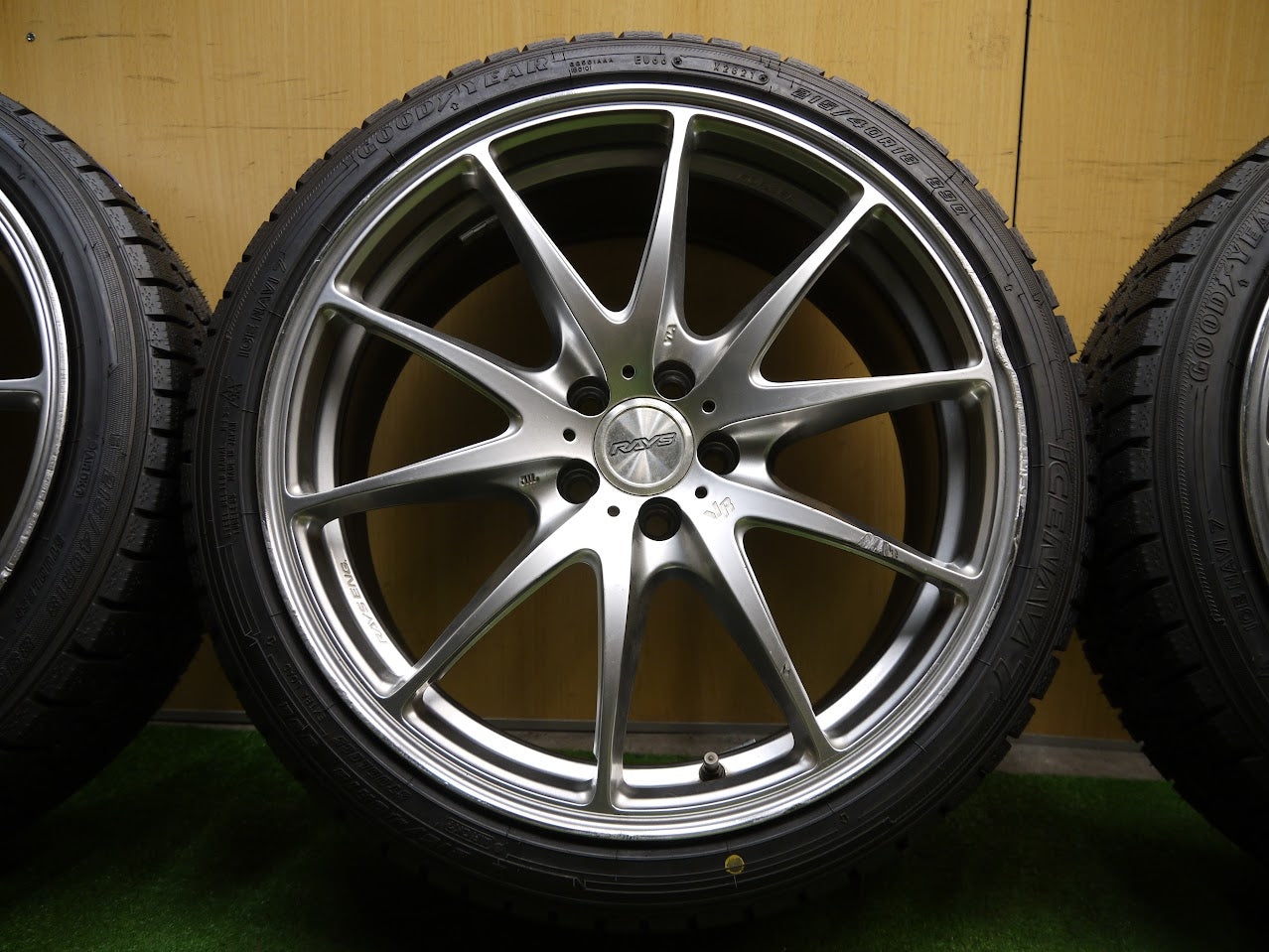[送料無料]タイヤ未使用！21年★スタッドレス 215/40R18 RAYS VR G25 鍛造 グッドイヤー アイスナビ7 レイズ 18インチ PCD100/5H★