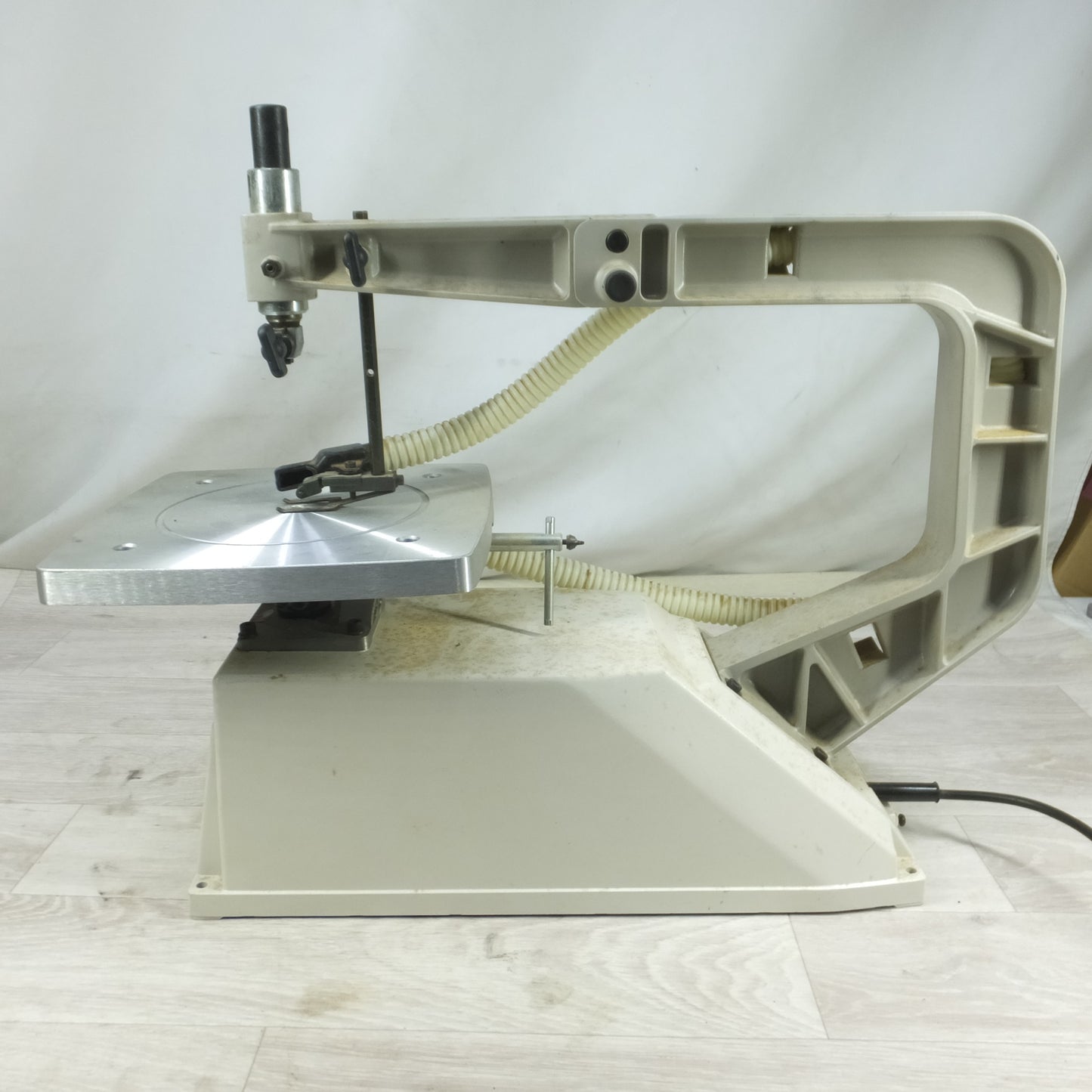 [送料無料] ◆RYOBI リョービ 卓上糸ノコ盤 TF-5400 集じん機構 クイックアーム機構 400mm 電動工具 100V◆