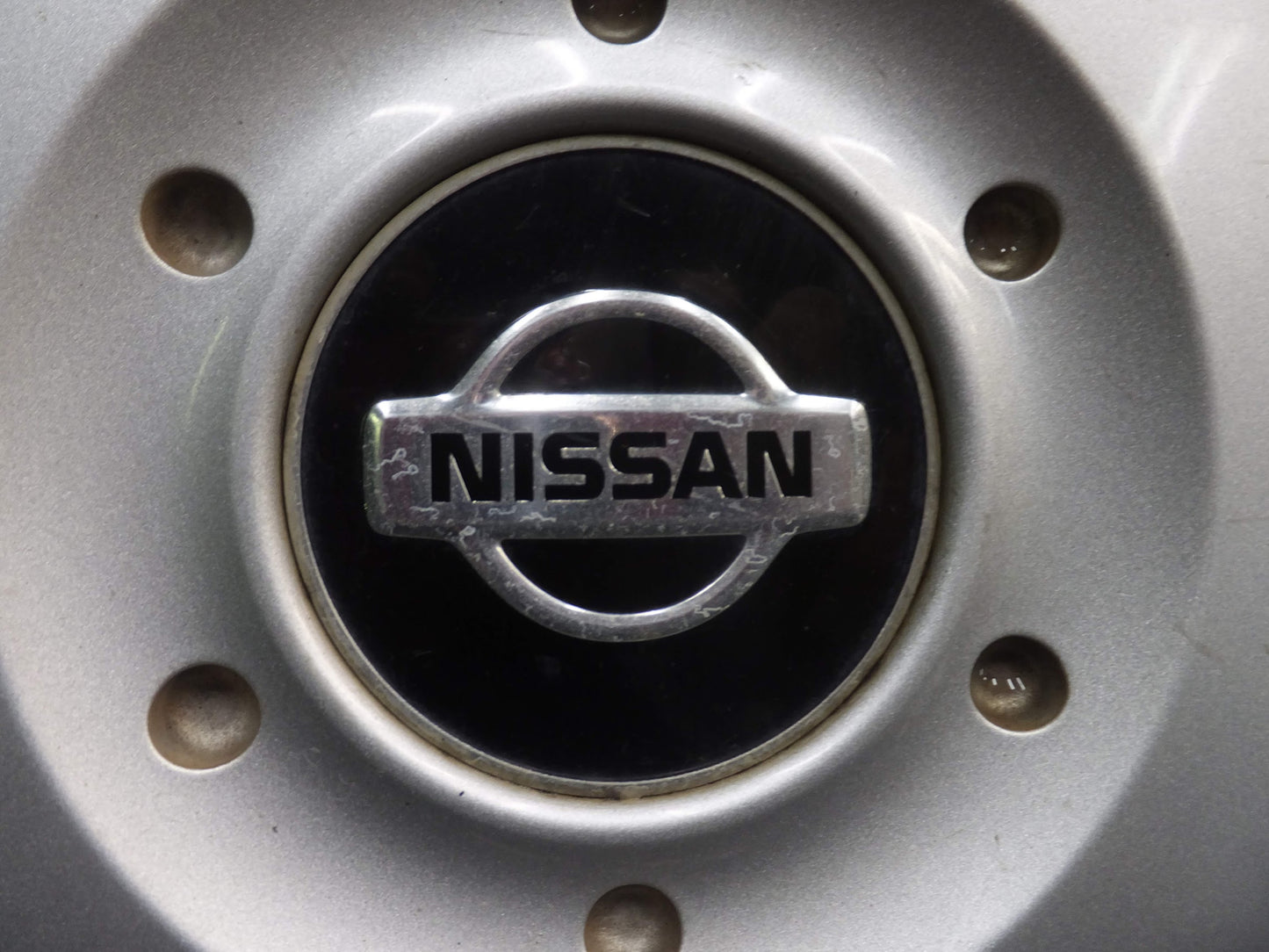 [送料無料]バリ溝！ほぼ10分★スタッドレス 日産 純正 225/65R17 ピレリ アイスアシンメトリコ プラス 17インチ★9011909スス