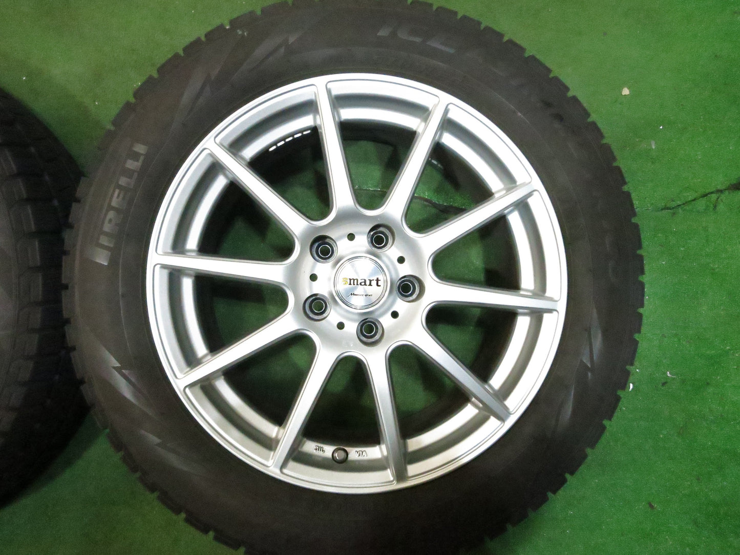 [送料無料]キレイ！19年★スタッドレス 215/60R17 ピレリ アイスアシンメトリコ smart MANARAY SPORT マナレイスポーツ 17インチ PCD114.3/5H★3020618Hス