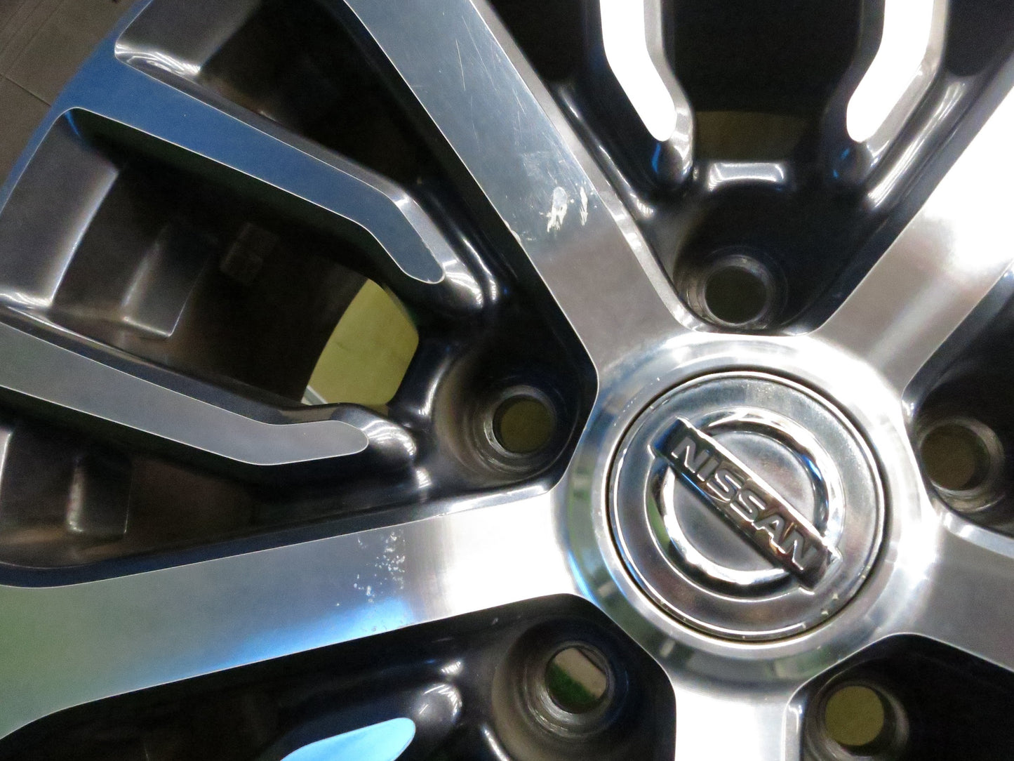 [送料無料]バリ溝！9分★日産 C26 セレナ ハイウェイスター 純正 195/60R16 スタッドレス ヨコハマ アイスガード iG50 プラス 16インチ PCD114.3/5H★3020306Hス