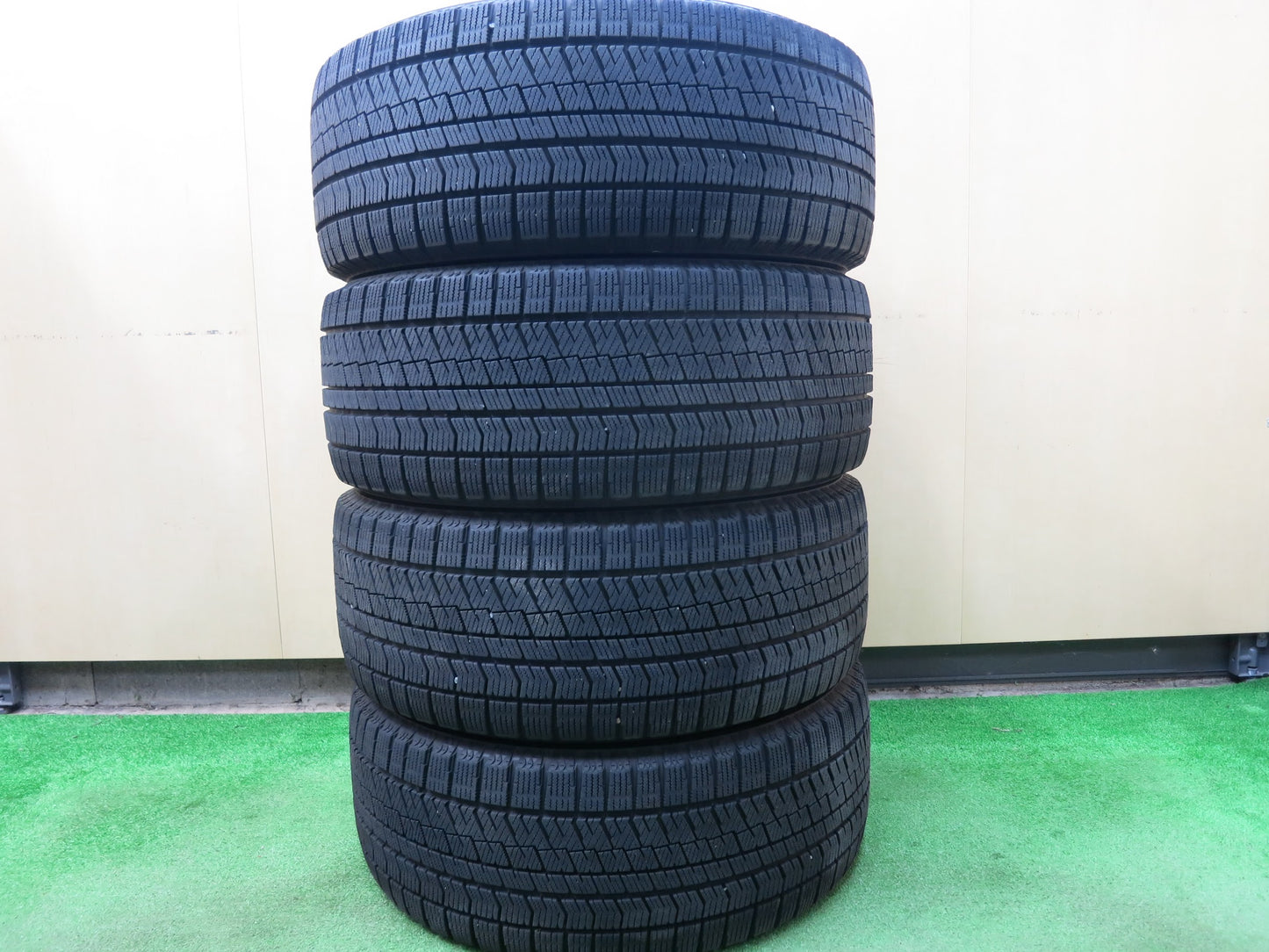 [送料無料]バリ溝！9分★スタッドレス 235/50R17 ブリヂストン ブリザック VRX2 EuroSpeed MANARAY SPORT ユーロスピード 17インチ PCD114.3/5H★3012803ヒス