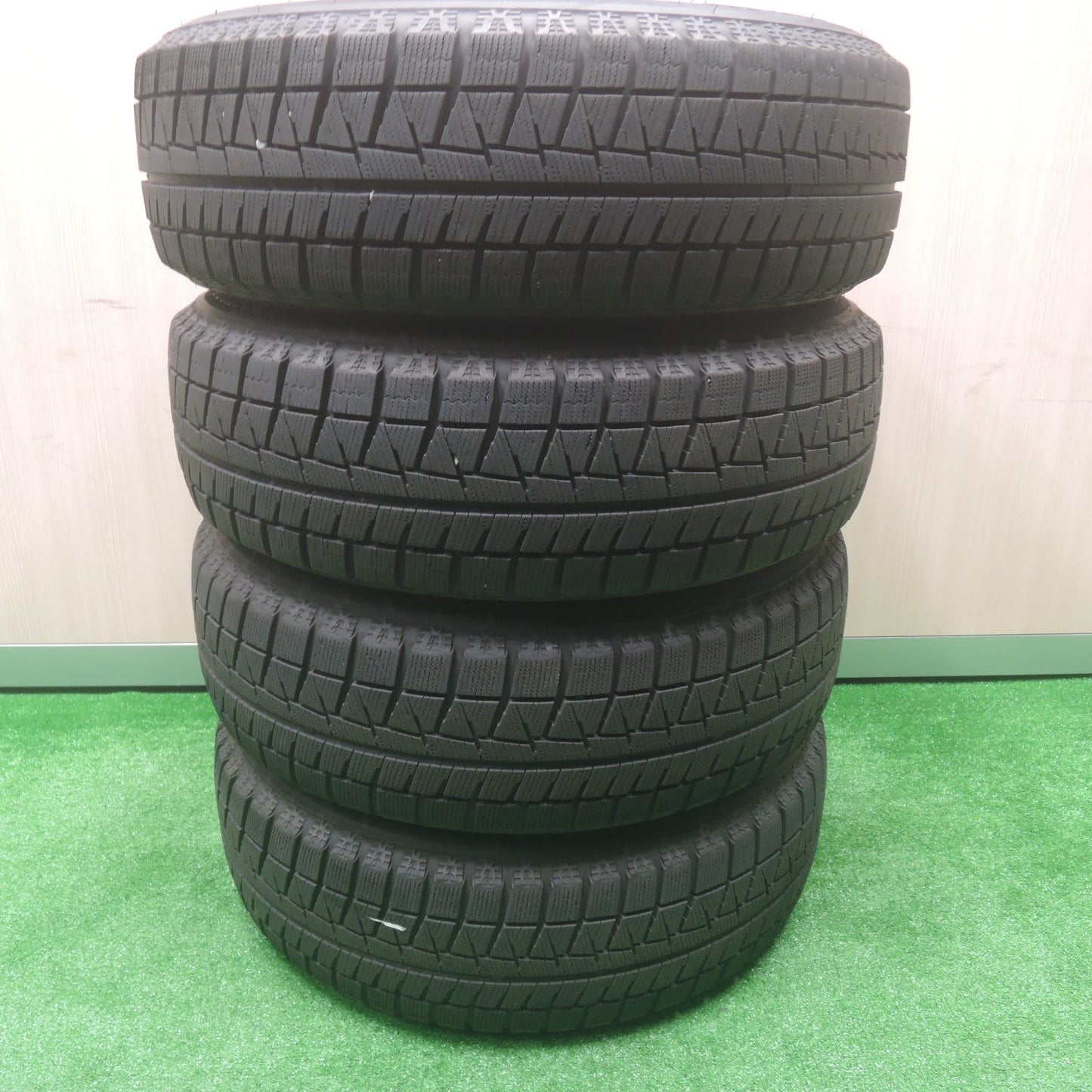 [送料無料]バリ溝！19年！綺麗！9分★プリウス 等 195/65R15 スタッドレス ブリヂストン アイスパートナー2 TOPRUN トップラン 15インチ PCD100/5H★3072705SYス