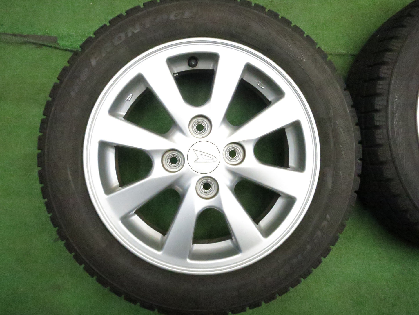 [送料無料]バリ溝！20年！9.5分以上★ダイハツ ムーヴ 純正 155/65R14 スタッドレス アイスフロンテージ 14インチ PCD100/4H ムーブ★3013012Hス