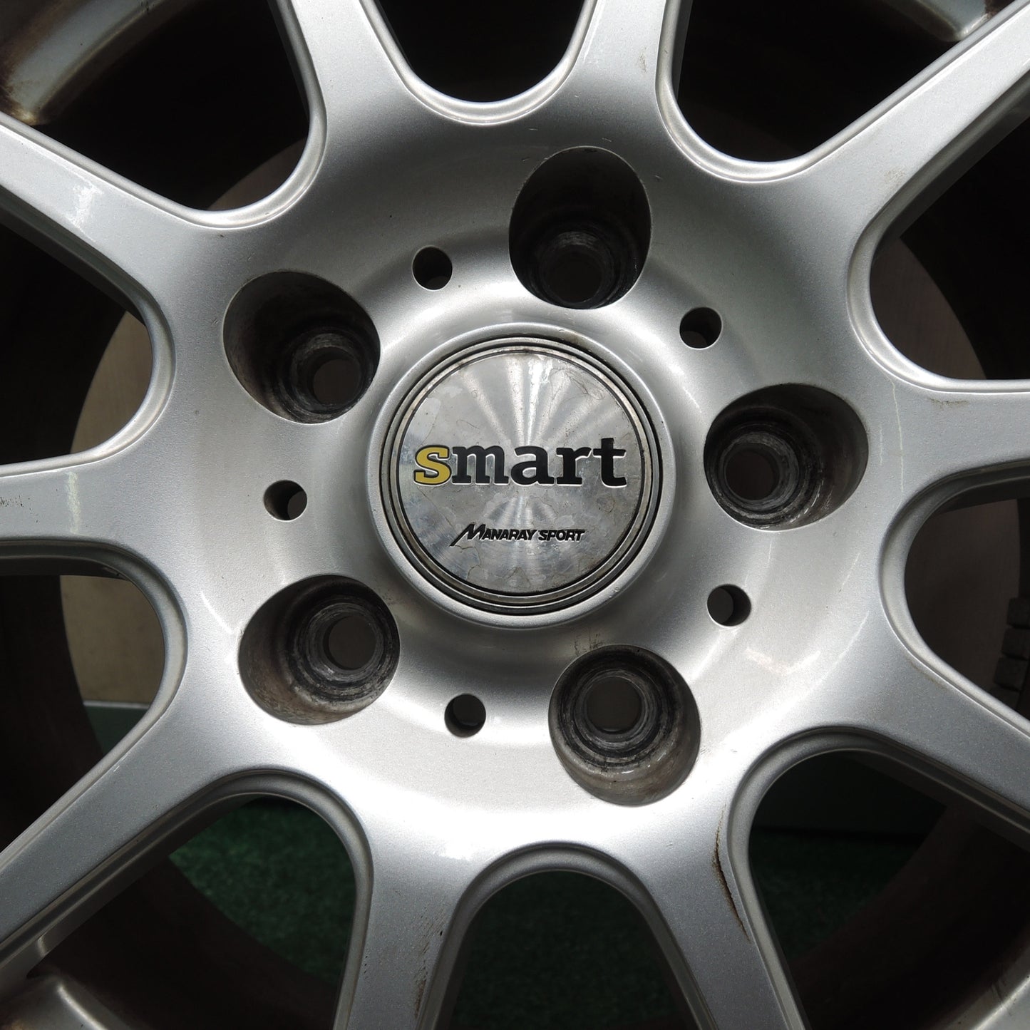 [送料無料] バリ溝！21年！8.5分★スタッドレス 195/65R15 ピレリ アイスアシンメトリコ PLUS MANARAY SPORT SMART 15インチ PCD114.3/5H★4011909TNス
