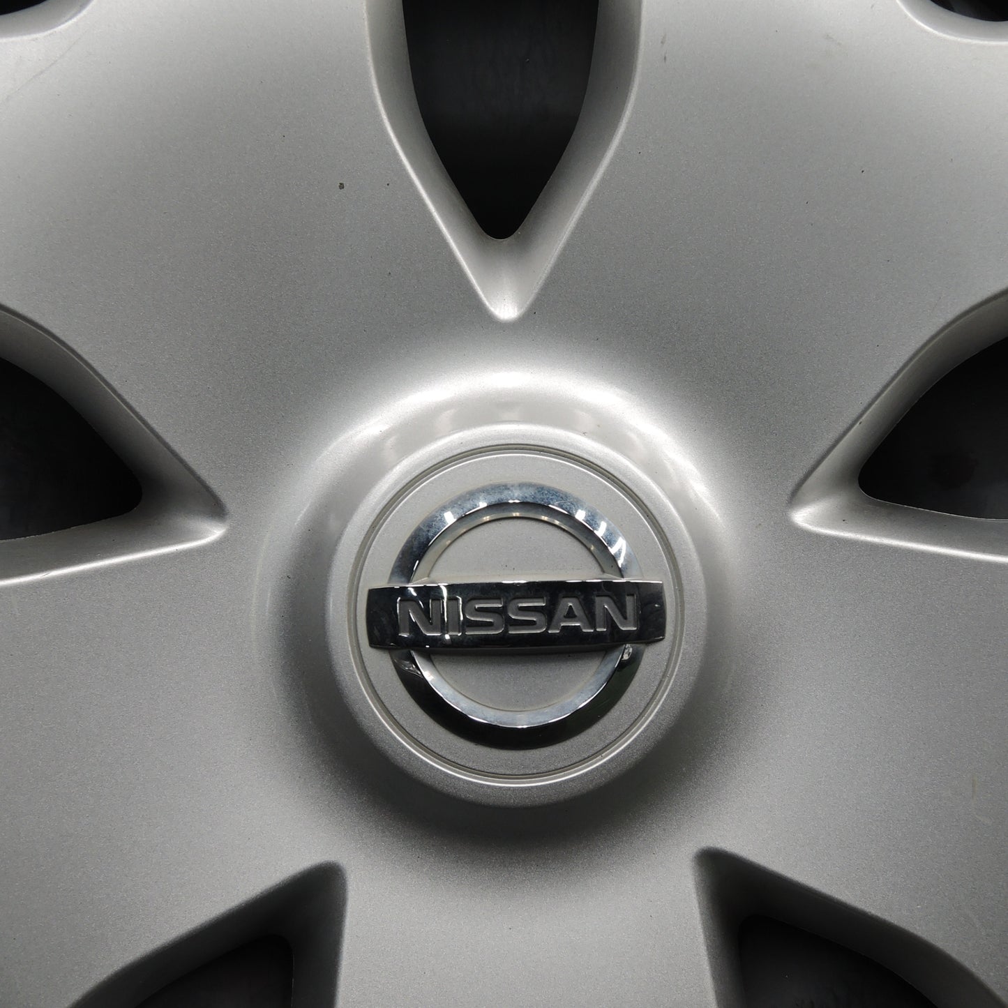 *送料無料*バリ溝！23年！8.5分★日産 ジューク 純正 スチール 205/55R16 ミシュラン エナジーセイバー4 16インチ PCD114.3/5H★4012705HAノ