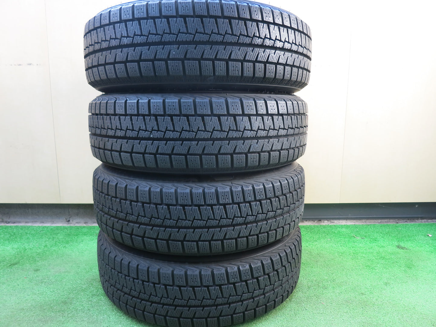 [送料無料]バリ溝！21年！ほぼ10分★スタッドレス 175/65R15 クムホ ウインタークラフト アイス Wi61 JOKER weds ジョーカー 15インチ PCD100/4H★3022205ヒス