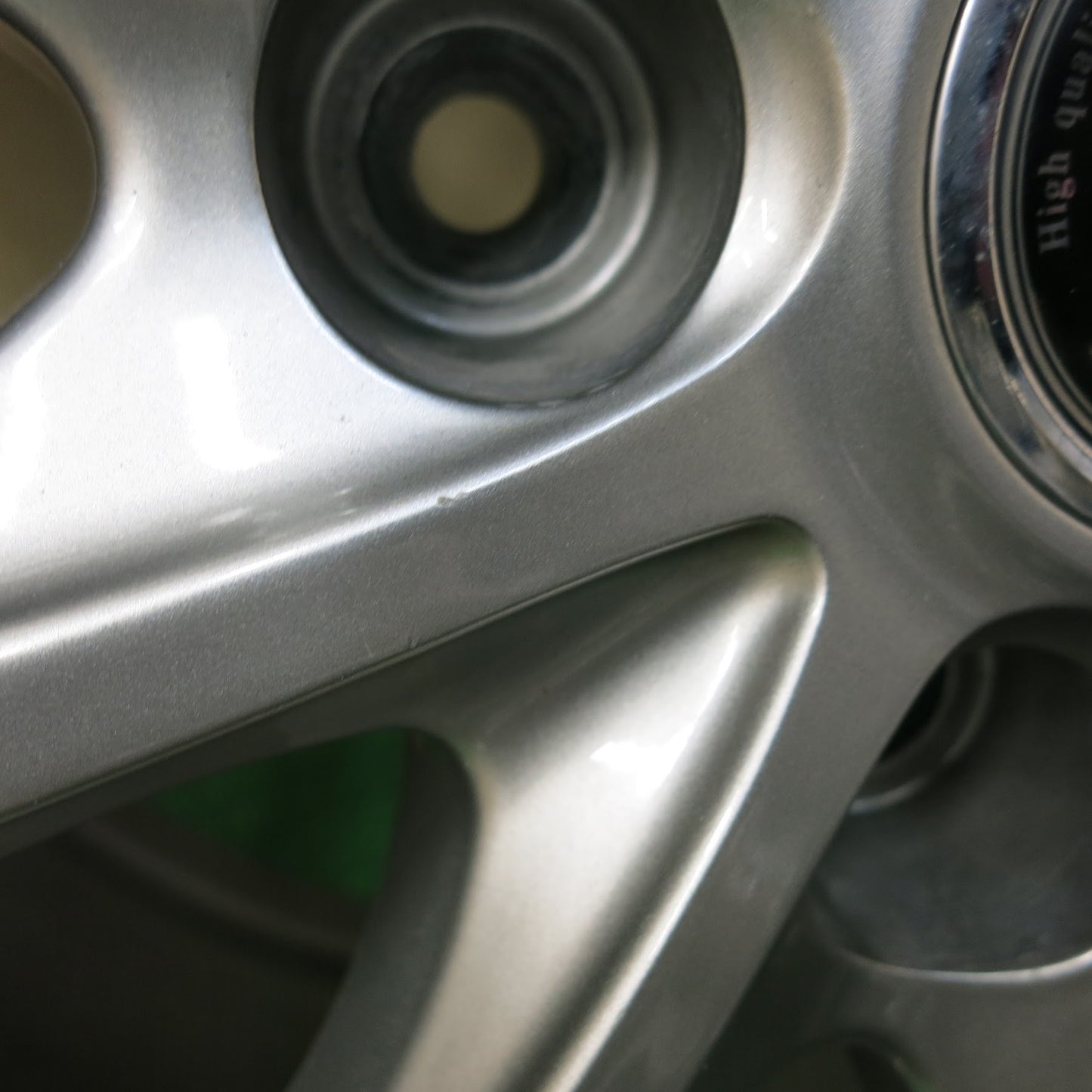 [送料無料]バリ溝！キレイ！9分★スタッドレス 215/60R17 ブリヂストン ブリザック DM-V1 BALMINUM バルミナ 17インチ PCD114.3/5H★3031804ヒス
