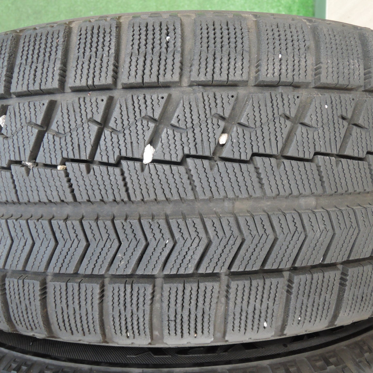 *送料無料* バリ溝！キレイ！8.5分★スタッドレス 215/50R17 ブリヂストン ブリザック VRX ECO FORME エコフォルム 17インチ PCD114.3/5H★4030606TNス