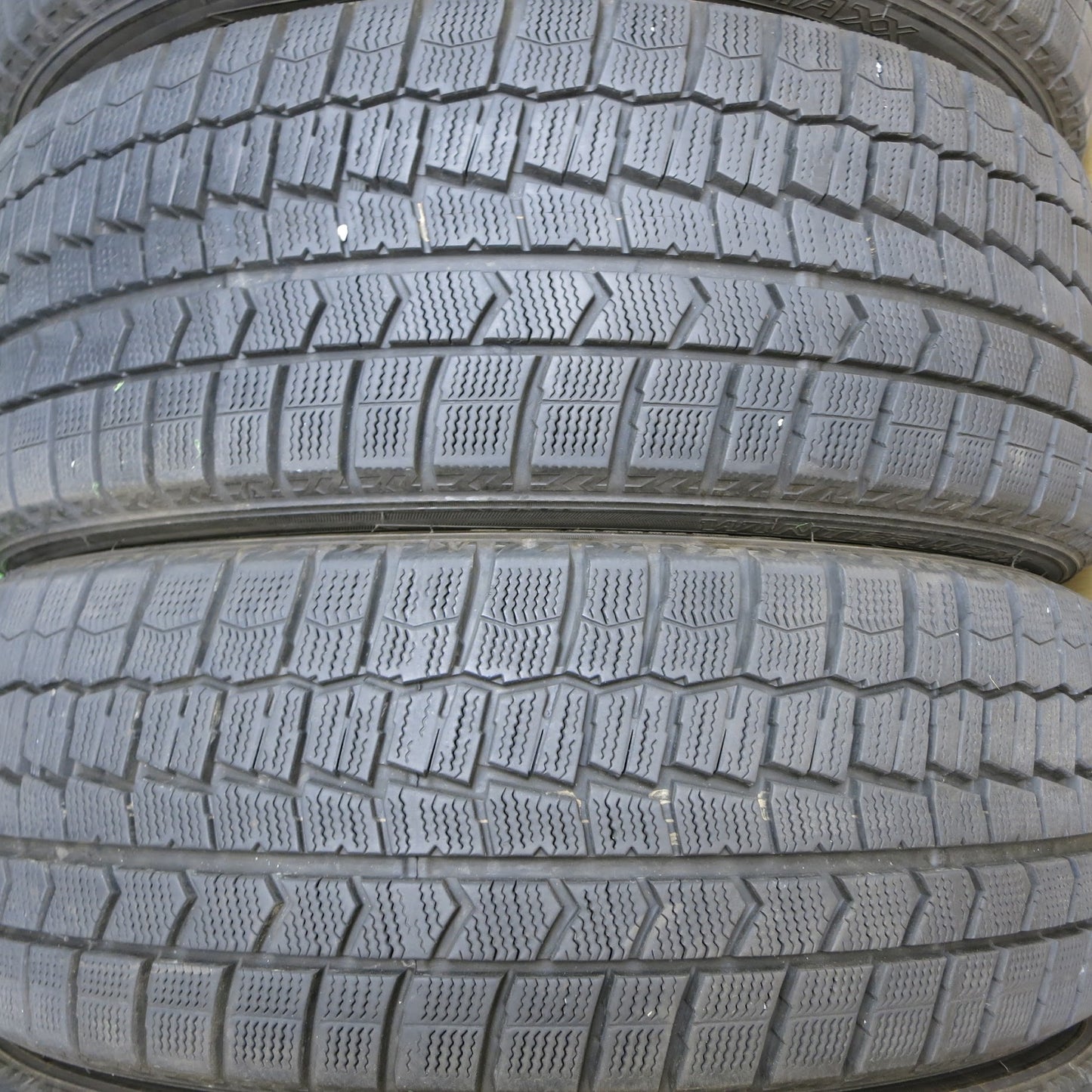 [送料無料]バリ溝！綺麗！9.5分★スバル VM系 レヴォーグ 純正 225/45R18 スタッドレス ダンロップ ウインターマックス WM02 18インチ PCD114.3/5H★3060609Hス