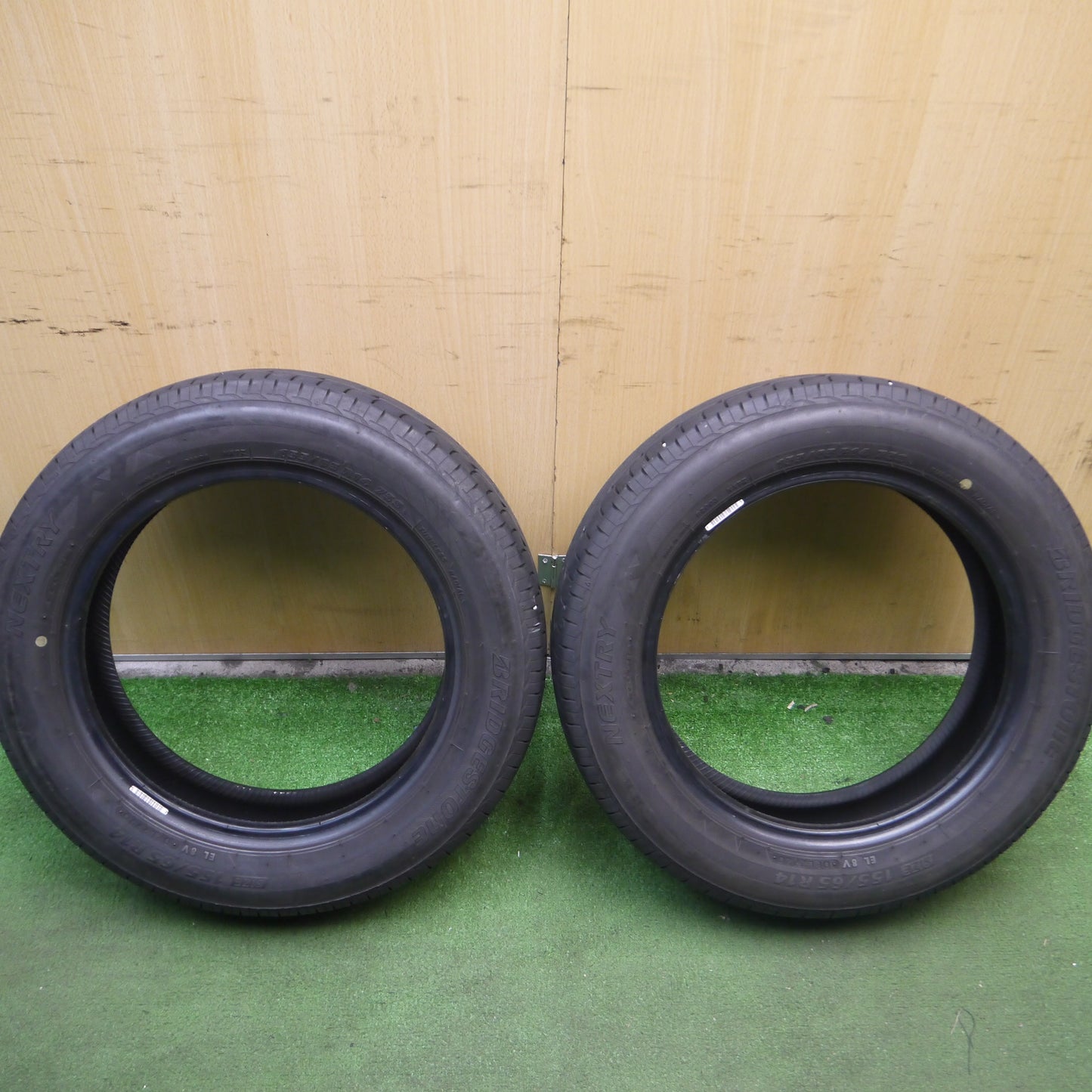 *送料無料*バリ溝！20年！8.5分★155/65R14 ブリヂストン ネクストリー エコピア タイヤ 14インチ ムーヴ ワゴンR 等★3121911Hノタ