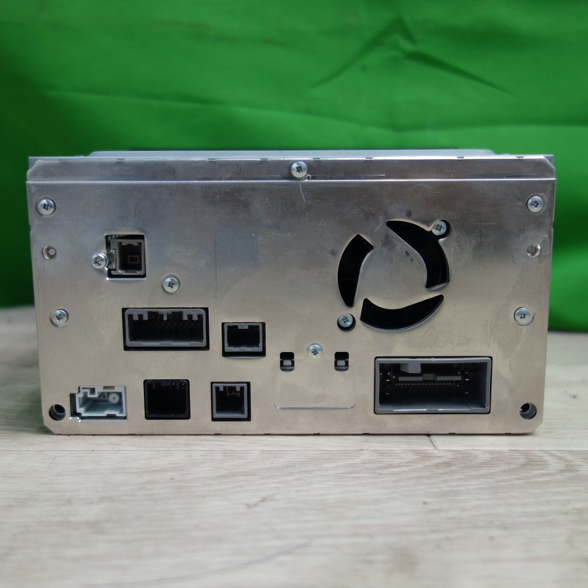 送料無料*☆ホンダ 純正 Gathers ディスプレイオーディオ WX-211C