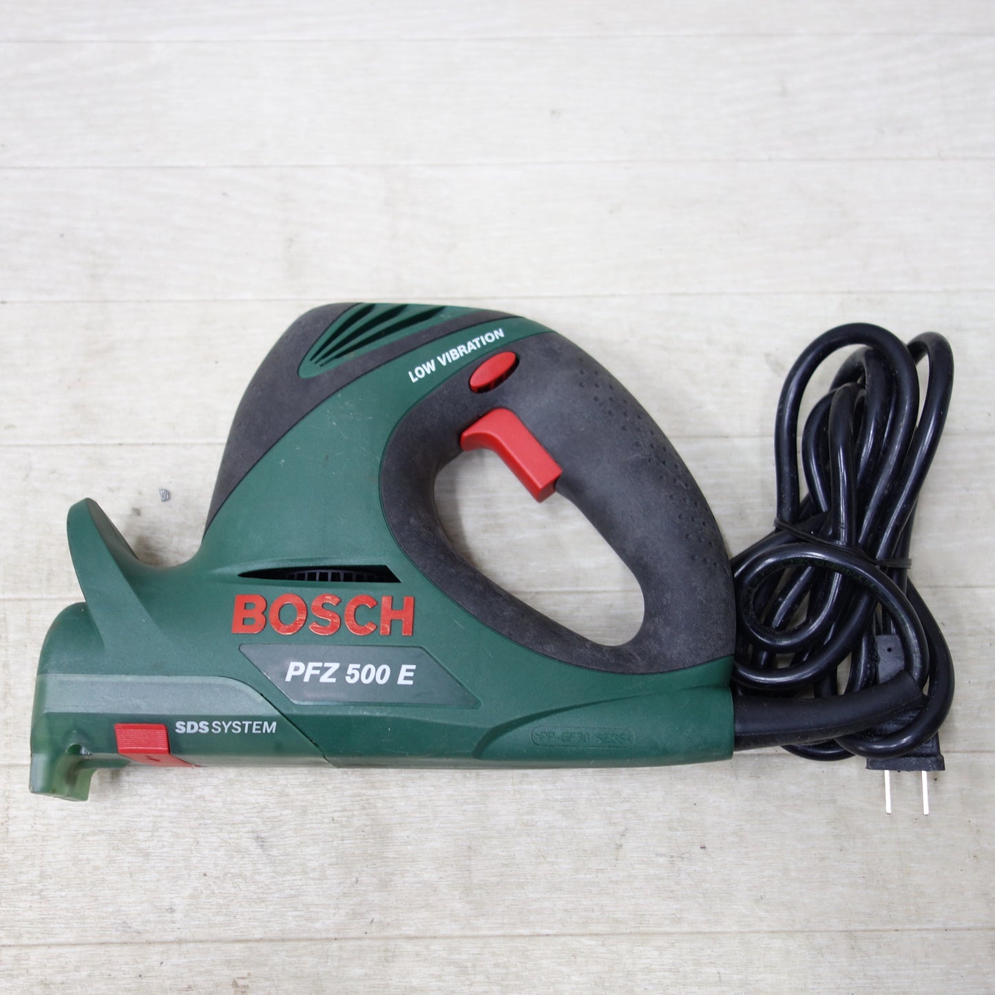 [送料無料] ◆BOSCH ボッシュ 電気のこぎり PFZ500E レシプロソー 切断機 電動工具 100V◆